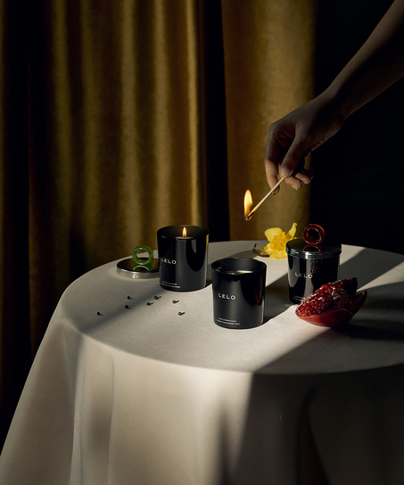 LELO Massasjelys Svart pepper & granarteple, Rosa