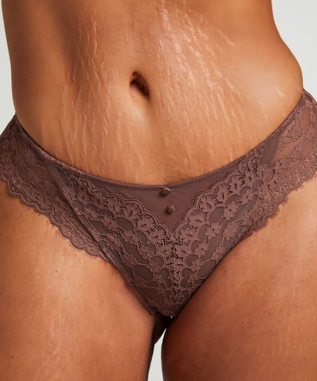 Brasiliansk truse Daisy, Brun