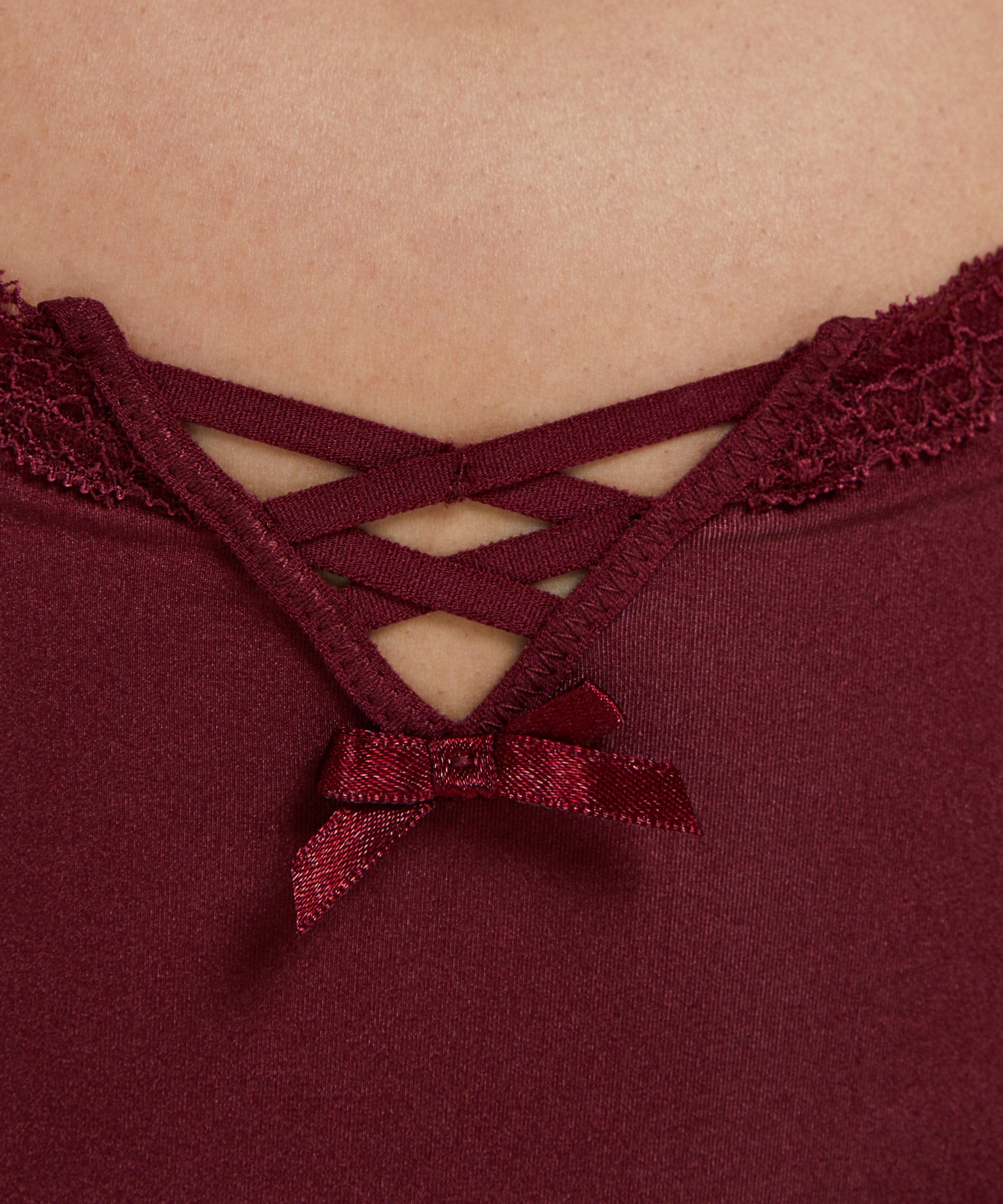 Vixen brasiliansk truse med v-form Curvy, Rød, main