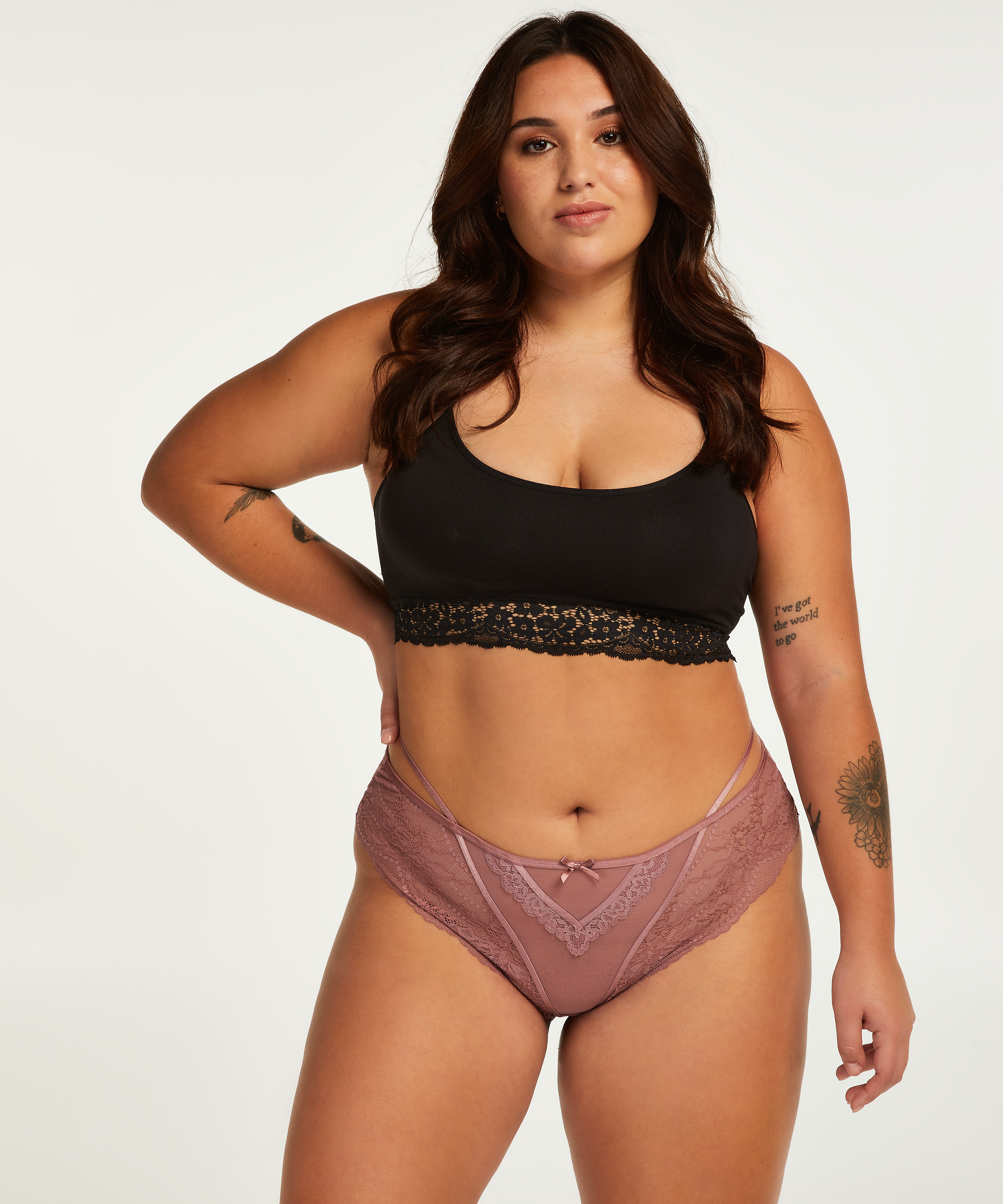 Brasiliansk truse Anna, Lilla, main