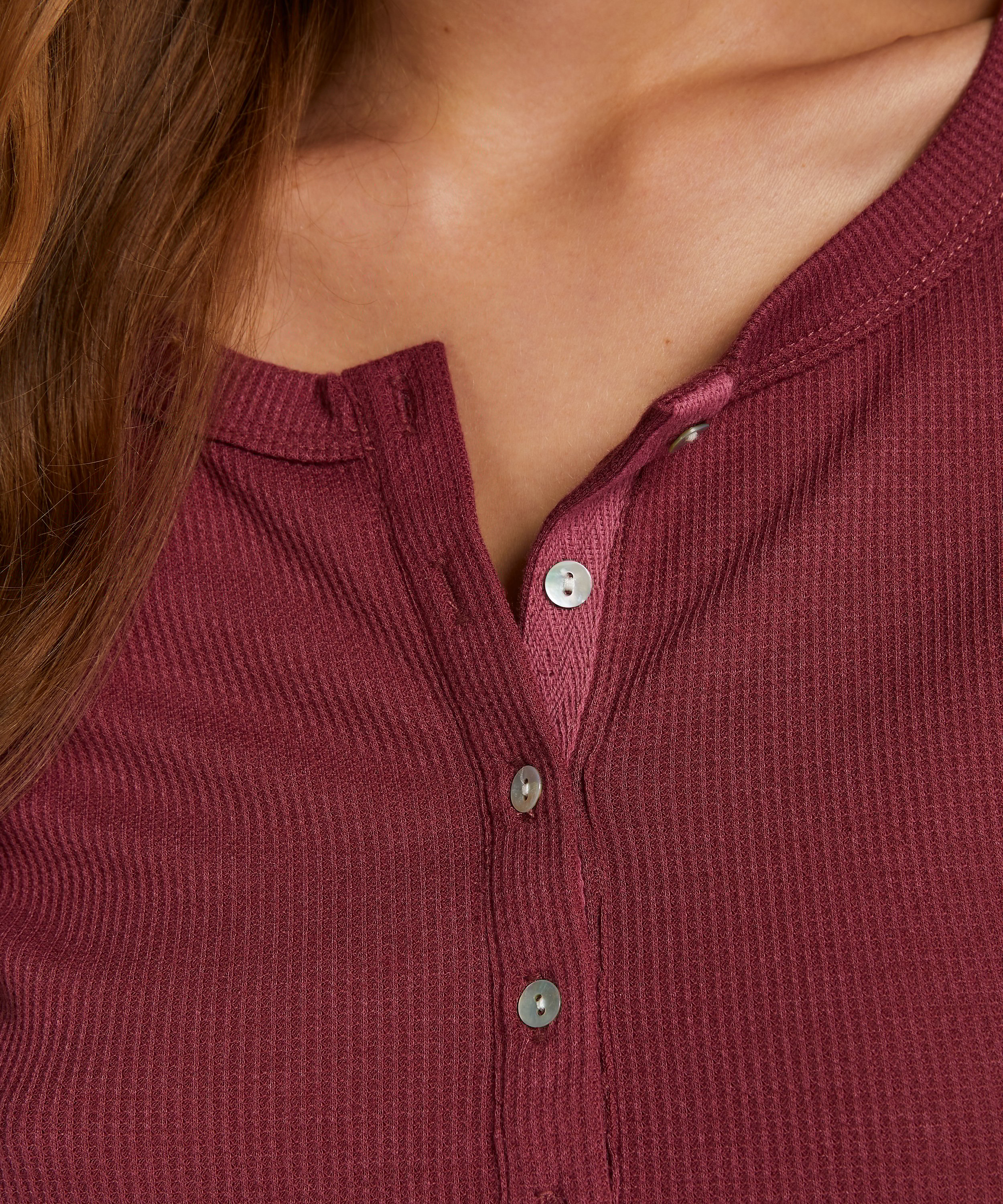 Pysjamatopp, R&oslash;d, main