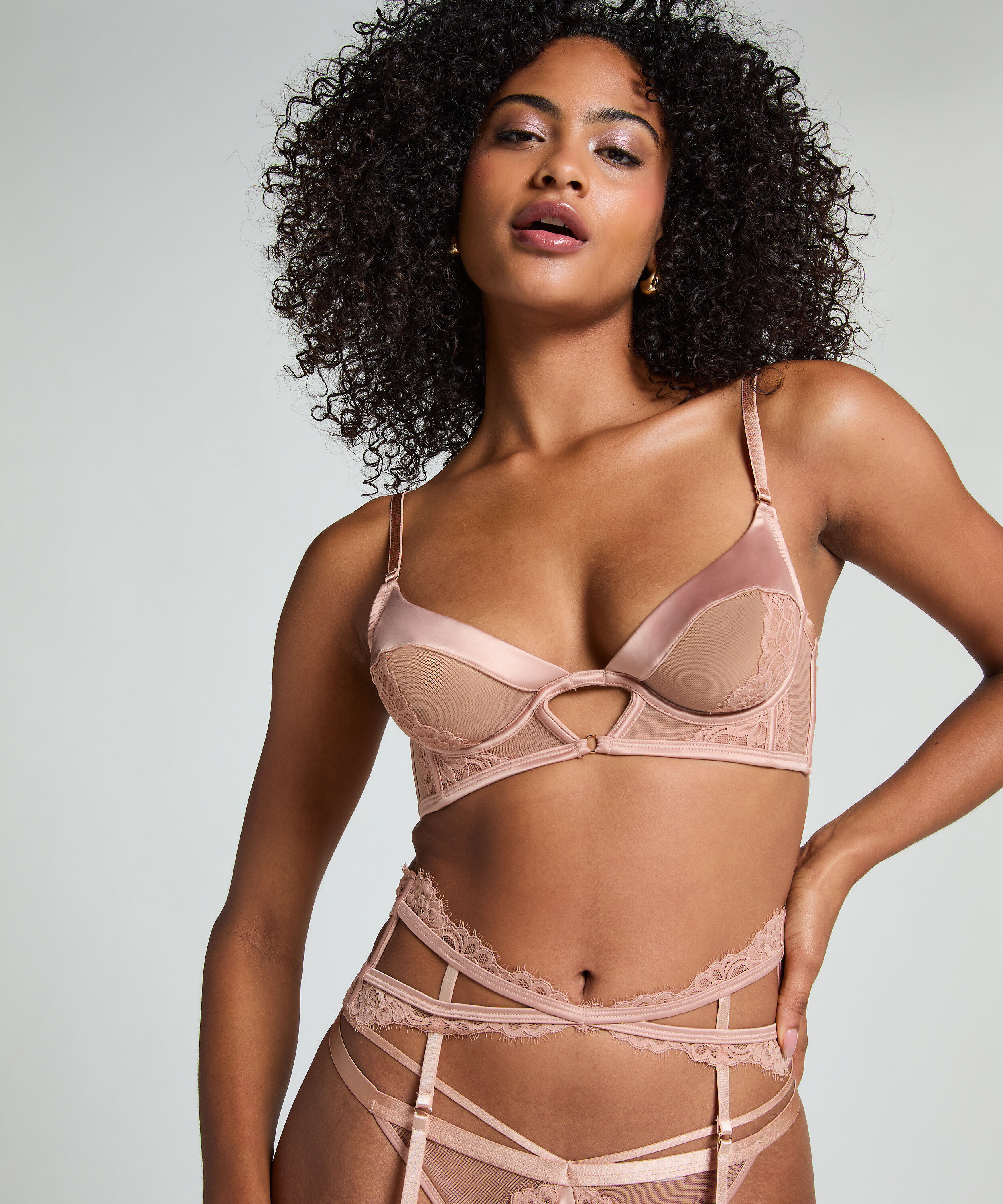 Uvattert BH med spile longline Nisha