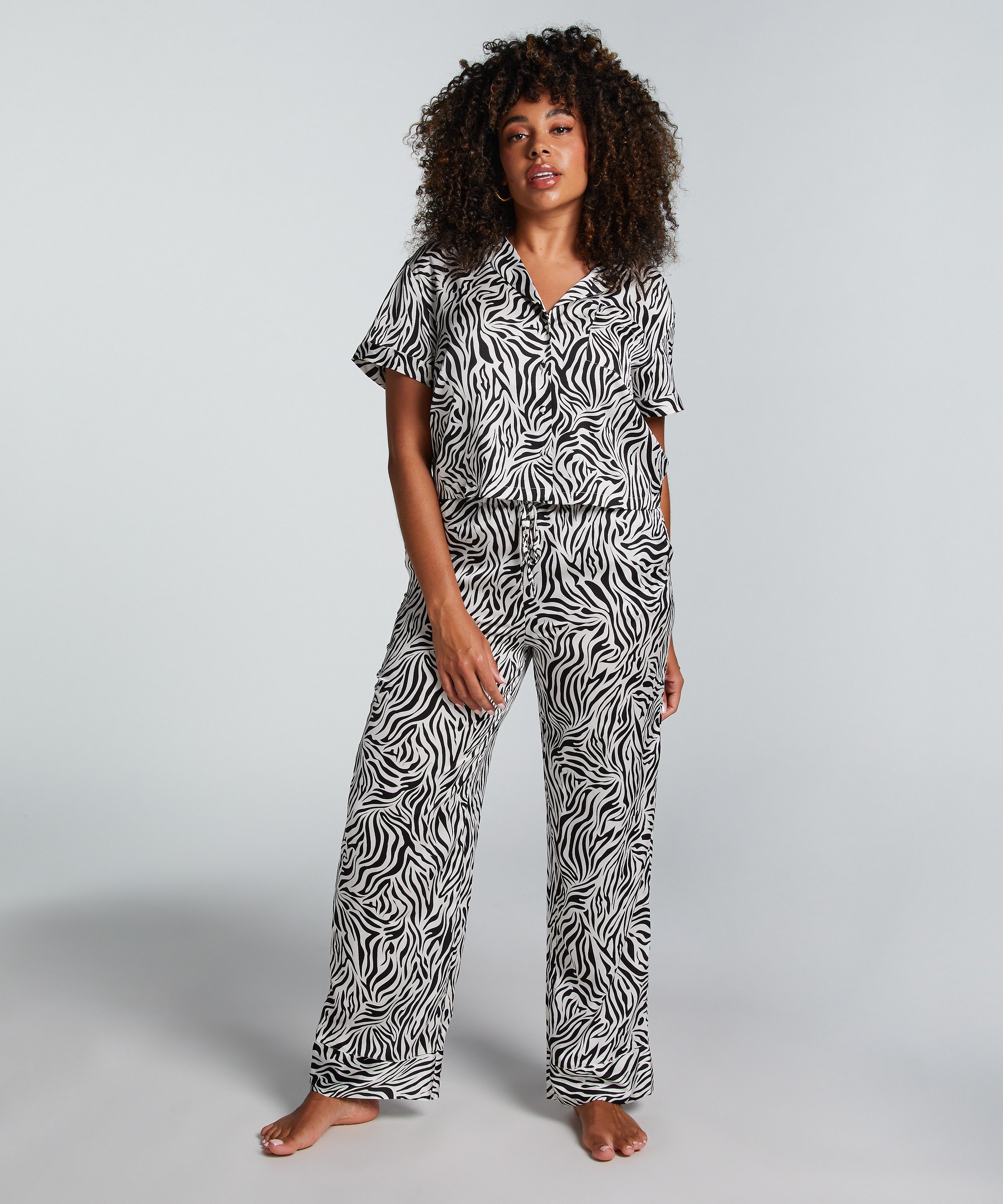 Kortermet jakke i sateng, Hvit, main