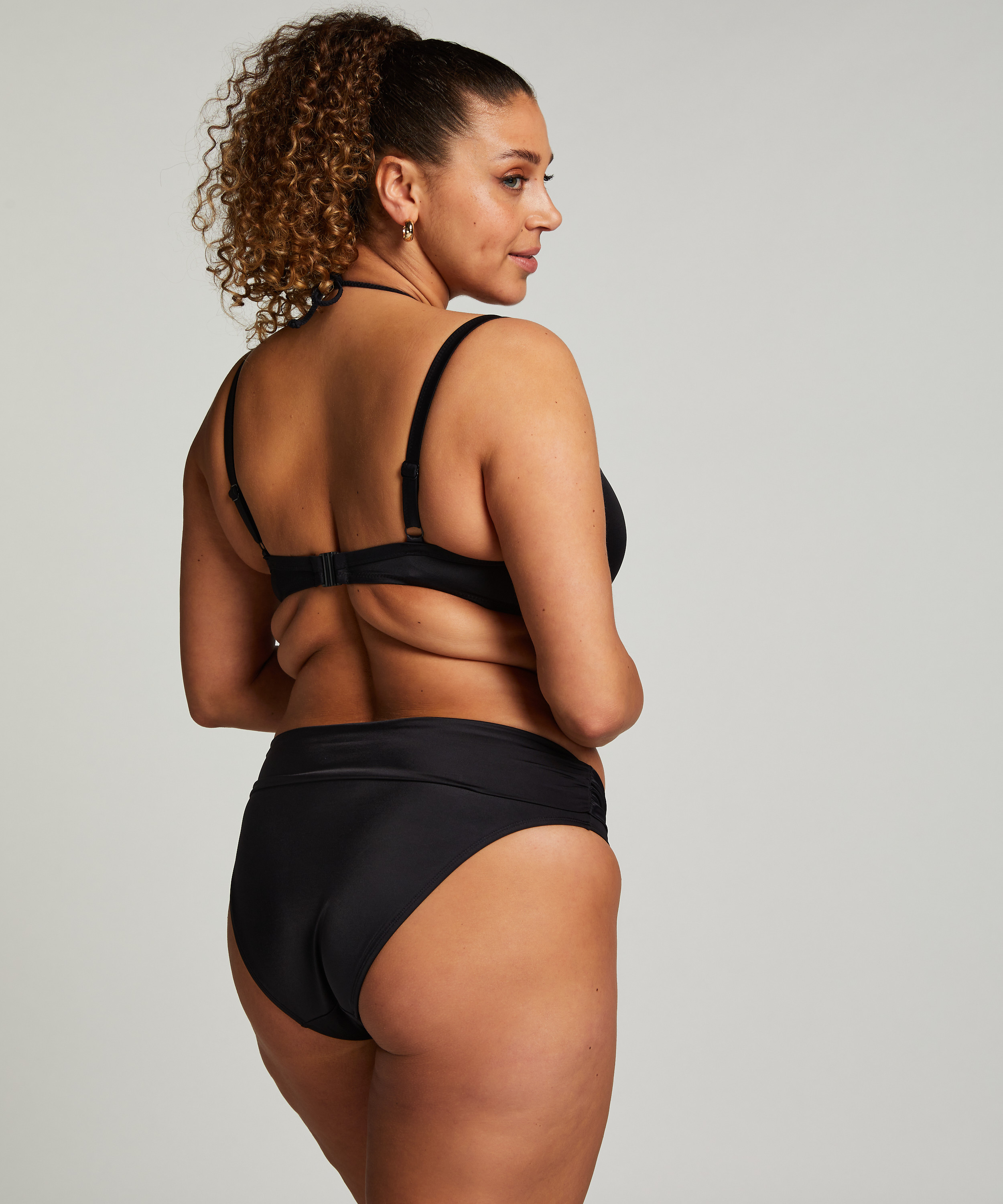 Luxe polstret bikinitopp med spiler, Svart, main