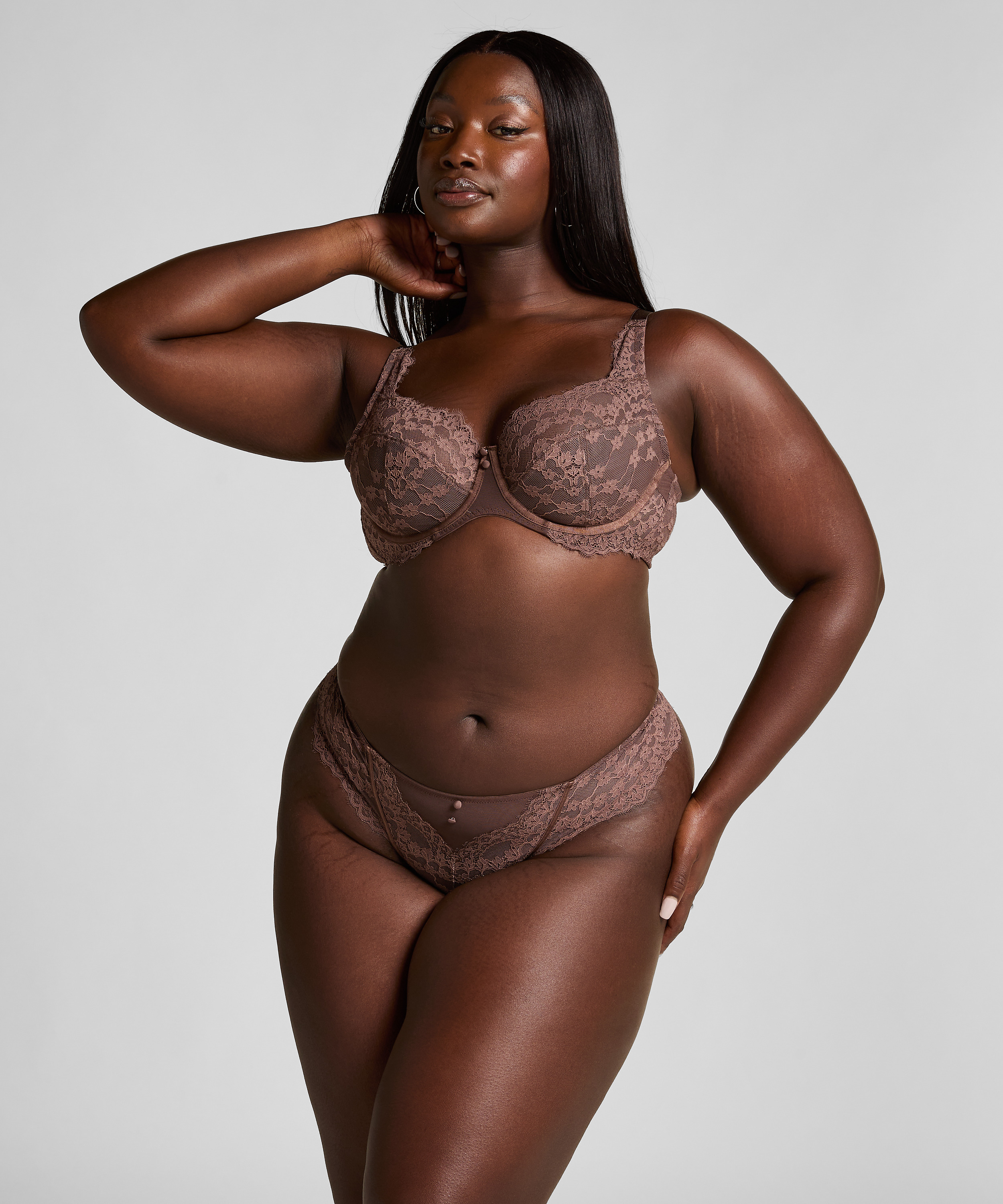 G-streng Daisy, Brun, main