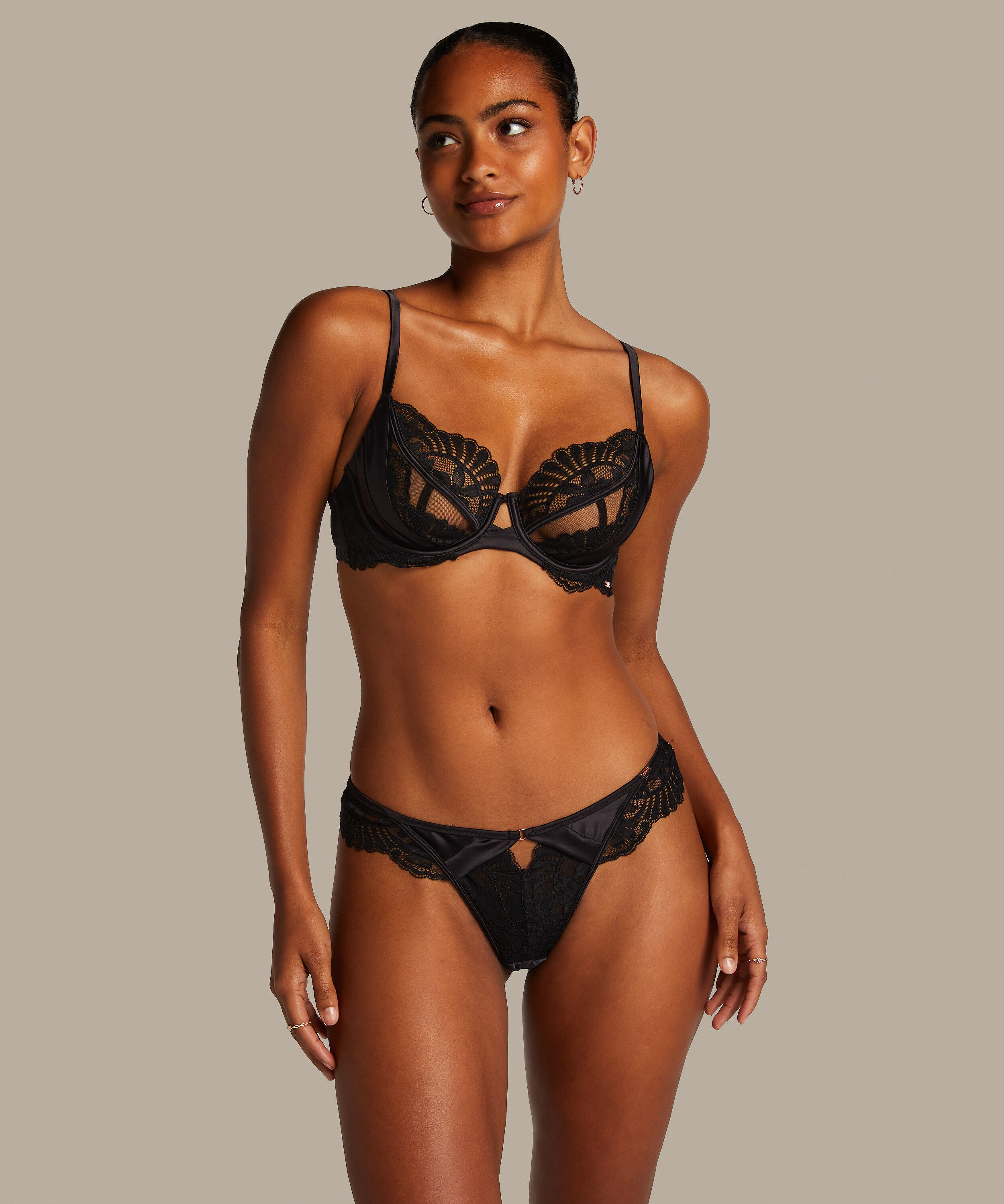 Brazilian Almendra, Svart Brazilian Almendra, Svart
