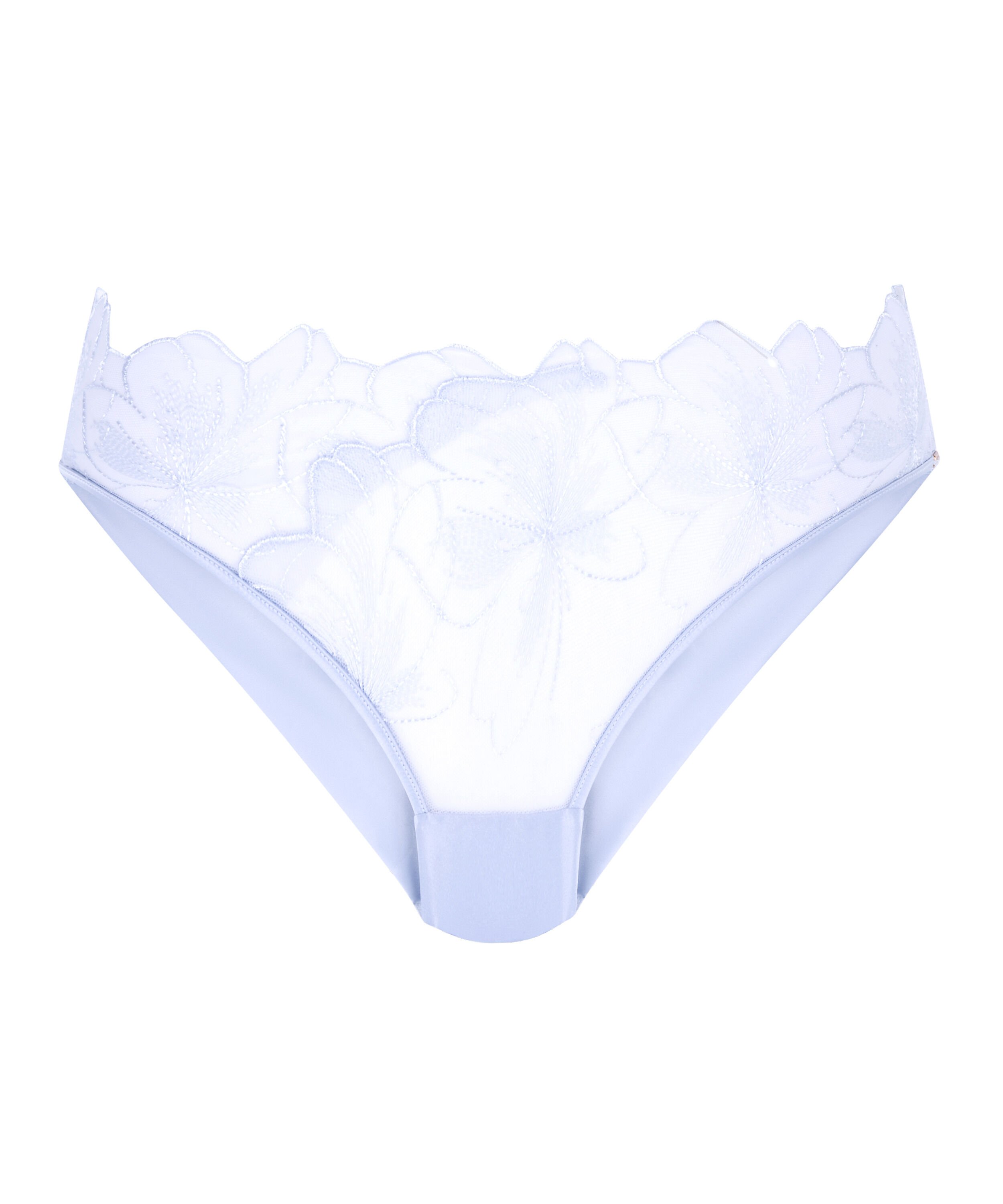 Emilia Brazilian, Bl&aring;