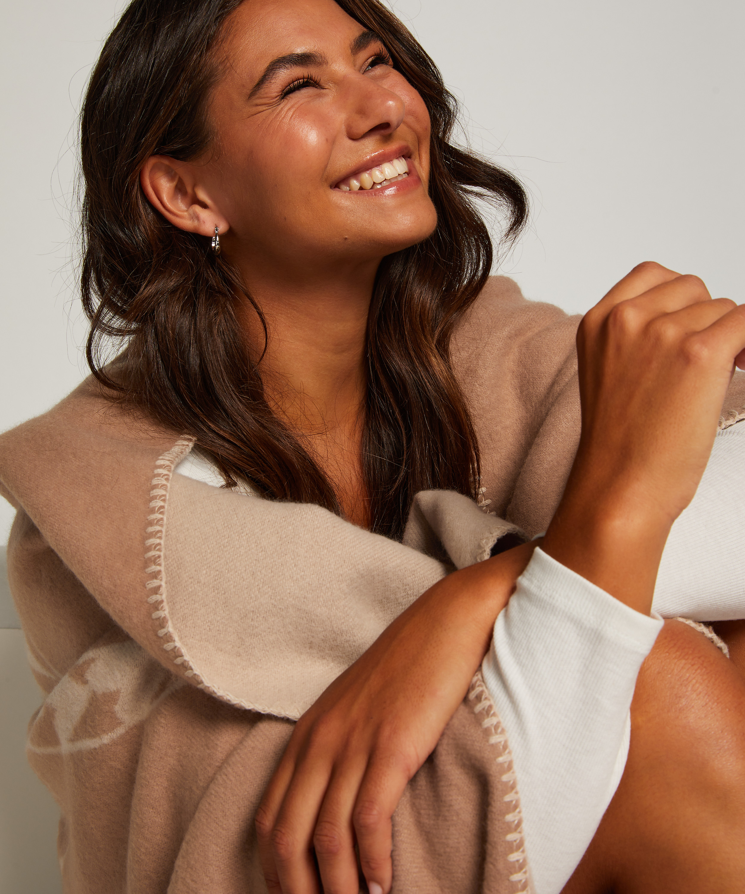 Koseteppe Leonie, Brun, main