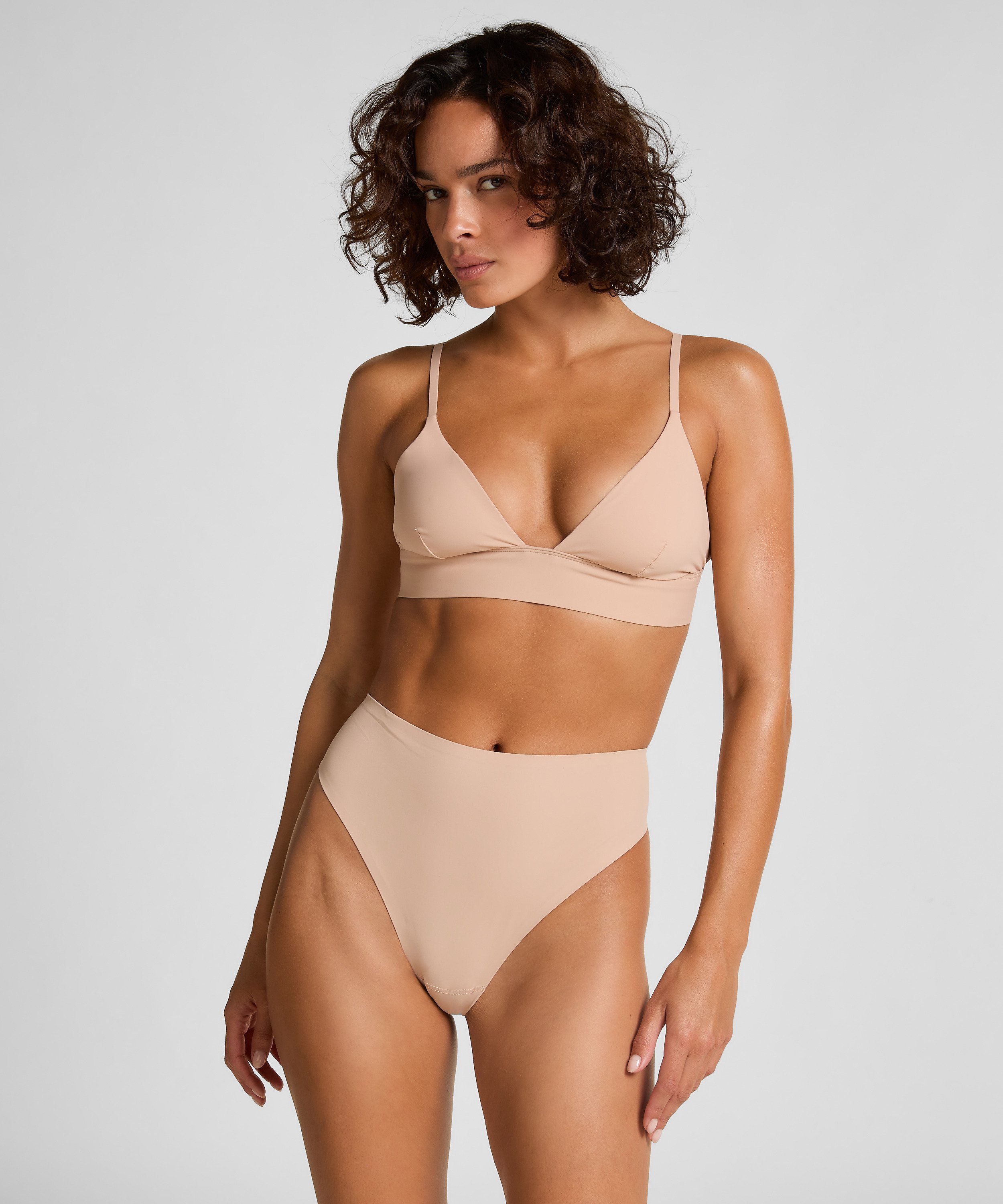 Triangle Bralette Smooth, Beige, main