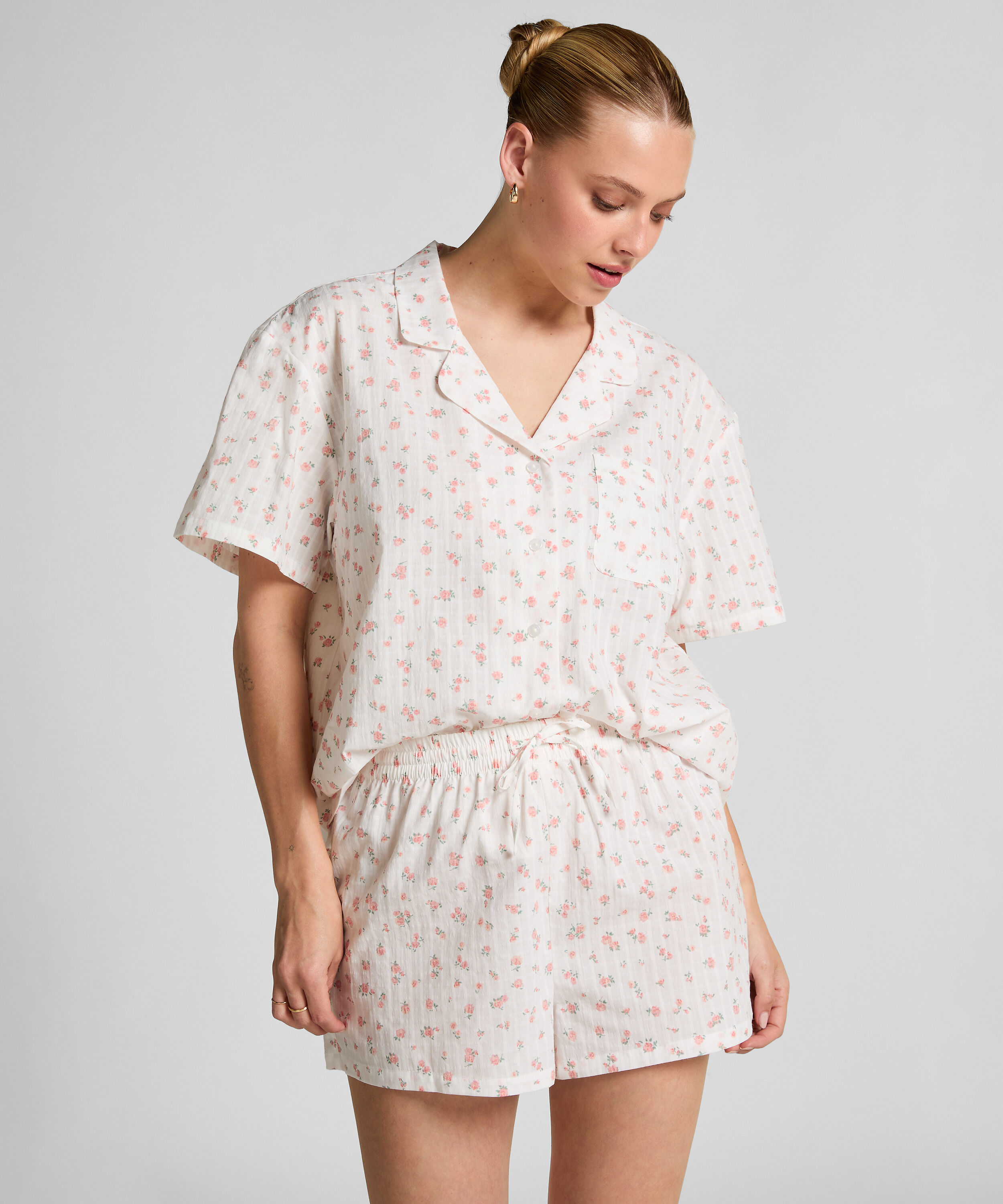 Vevd pysjamasshorts, Hvit