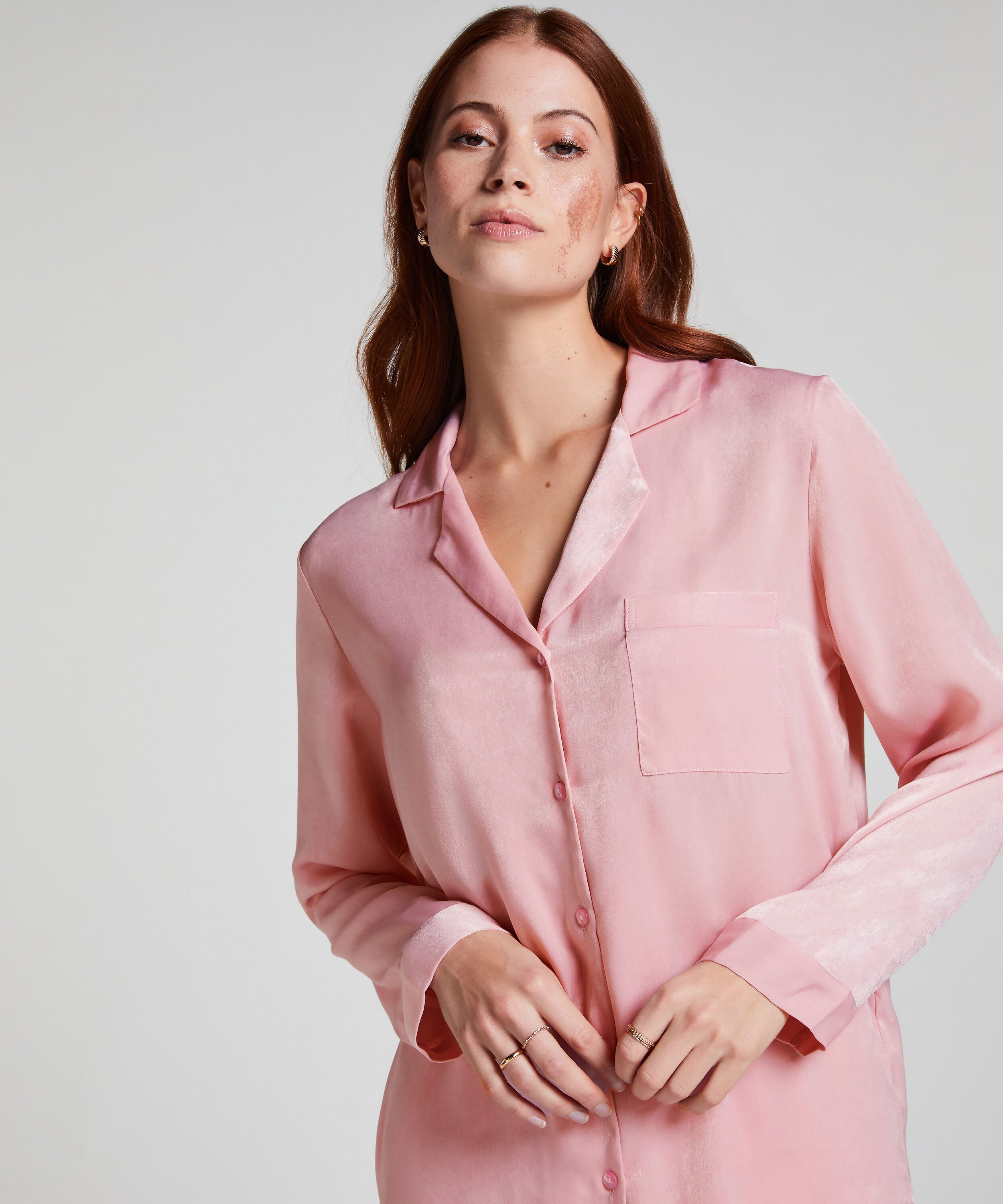 Langermet jakke i sateng, Rosa