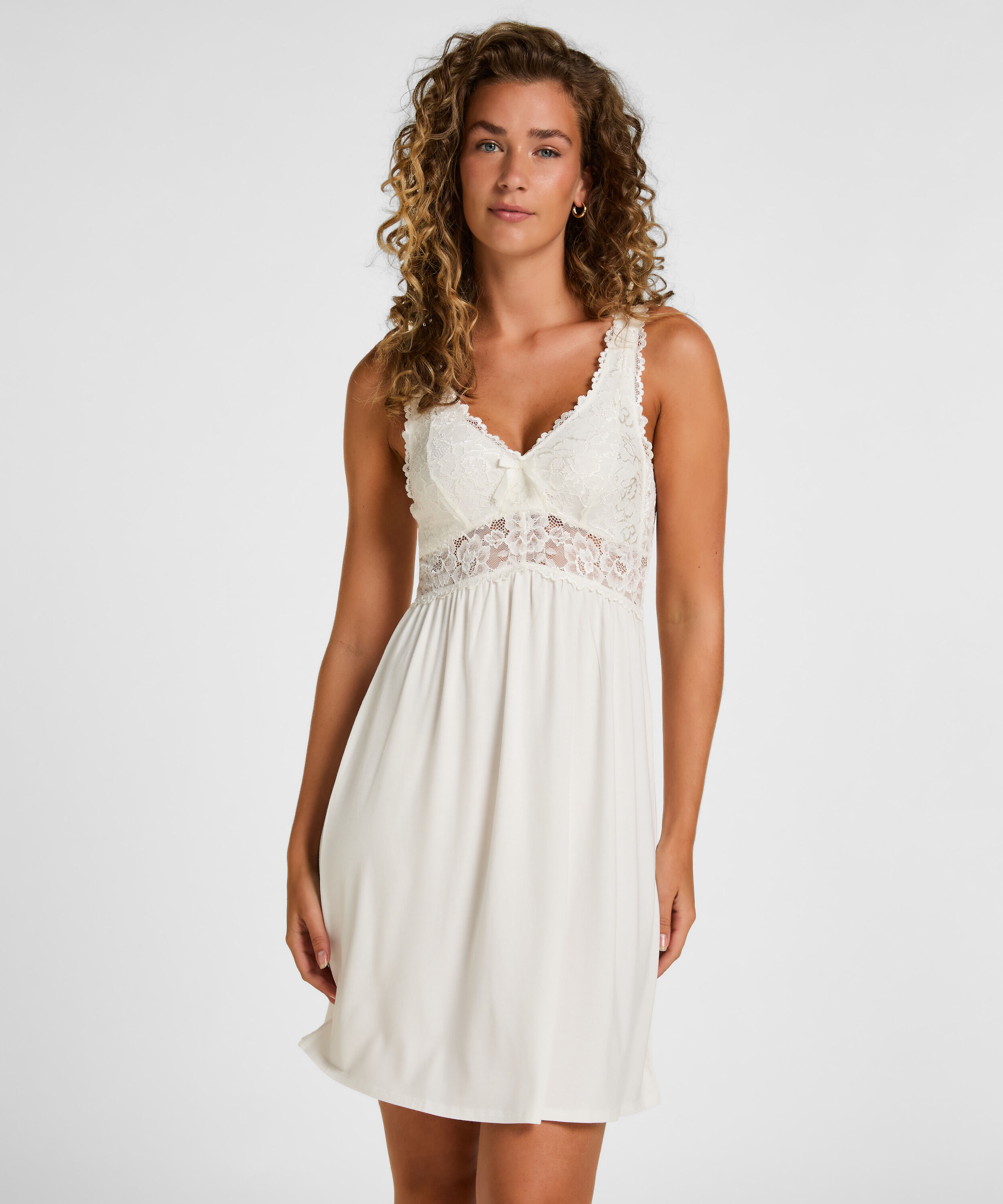 Nattkjole Nora Lace, Hvit