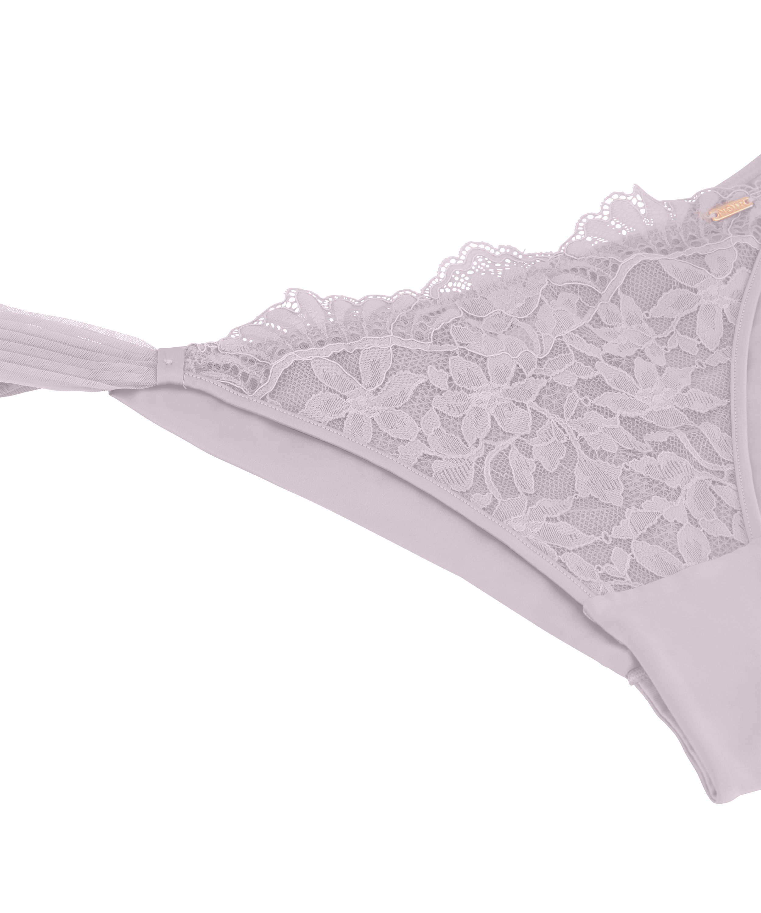 Antonia Brazilian, Lilla, main