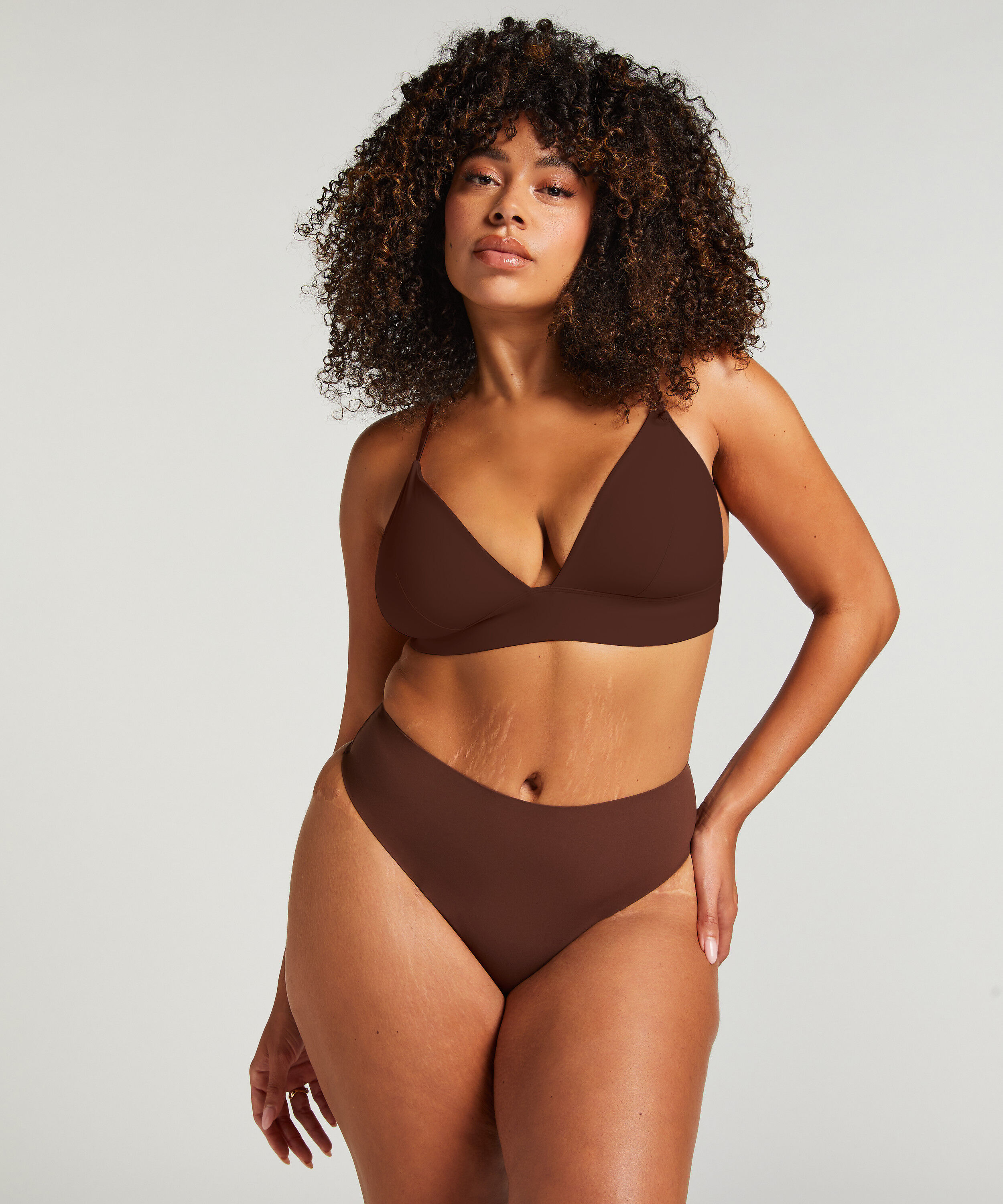 G-streng Smooth, Brun