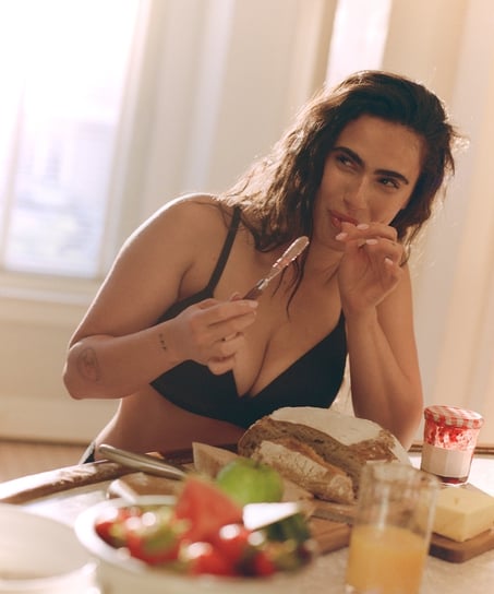 Vattert bh uten bøyle Mona, Svart