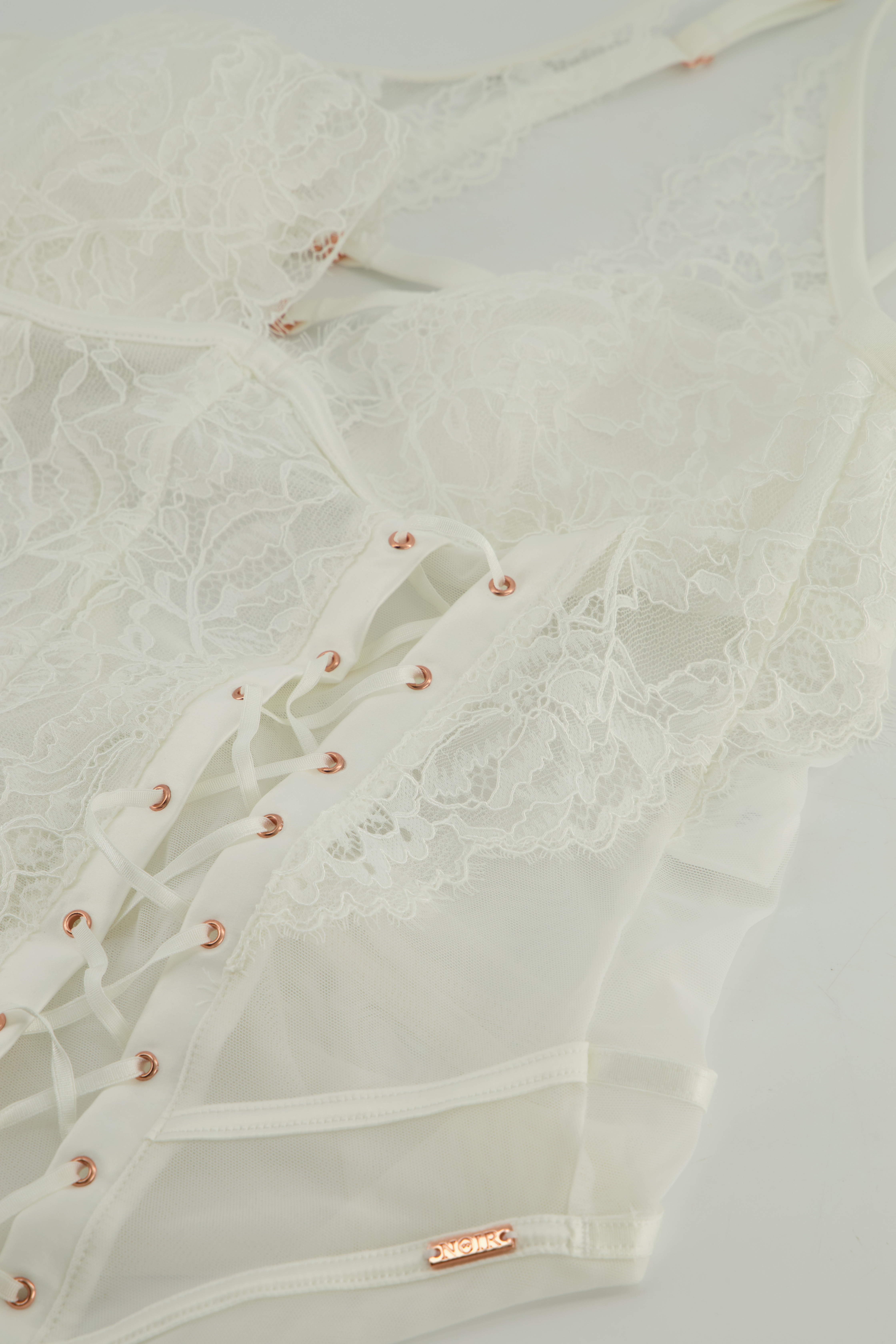 Body Daan, Hvit, main