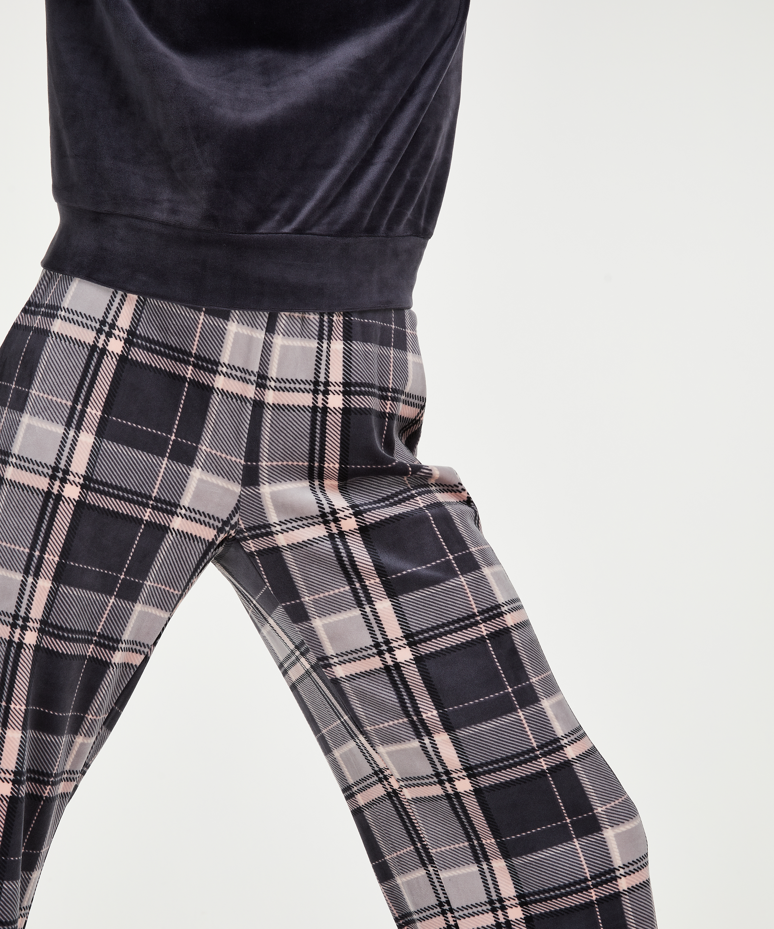 Pyjamassett i fl&oslash;yel, Gr&aring;, main