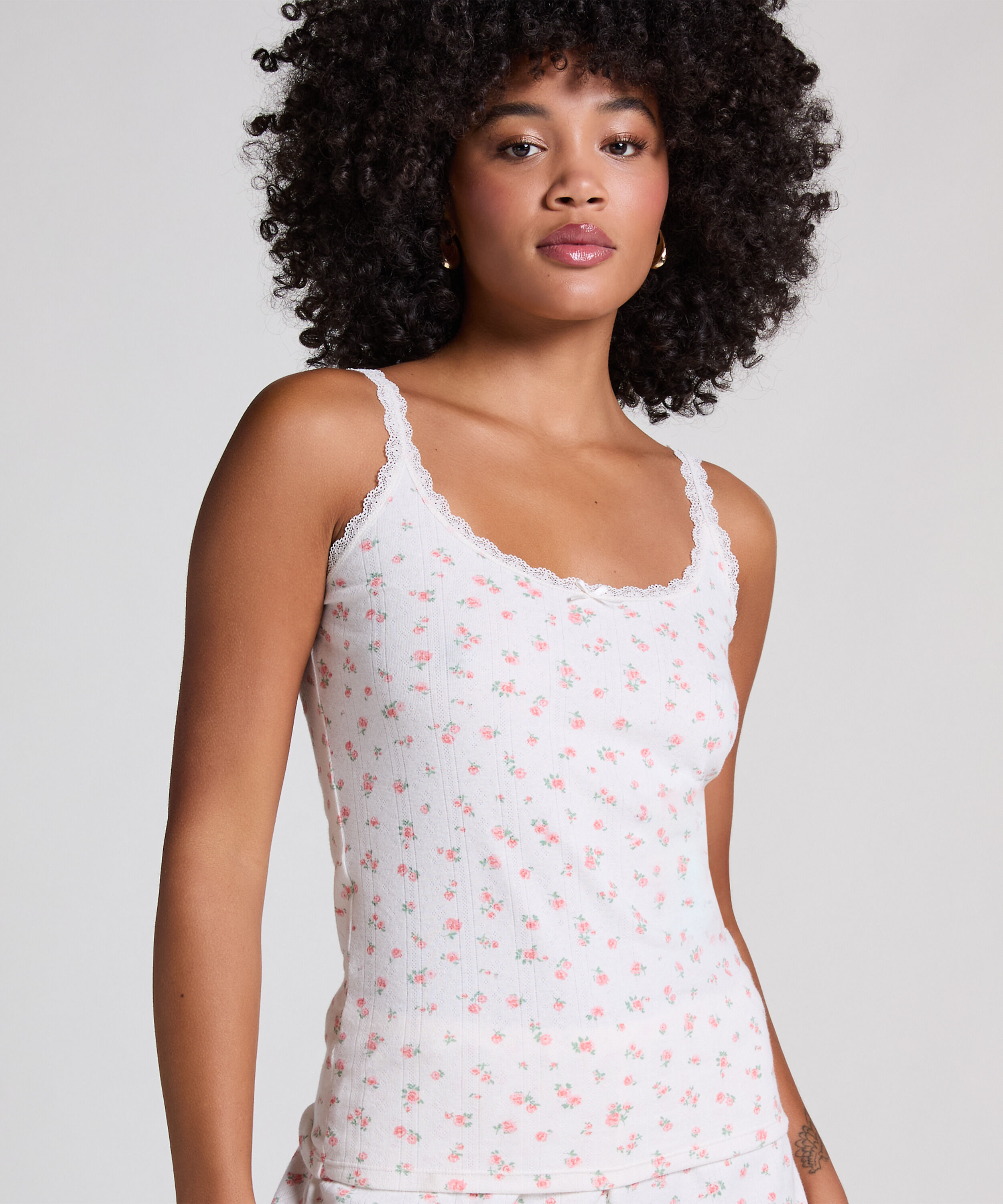 Pyjamassett – Ribbestrikket, Rosa