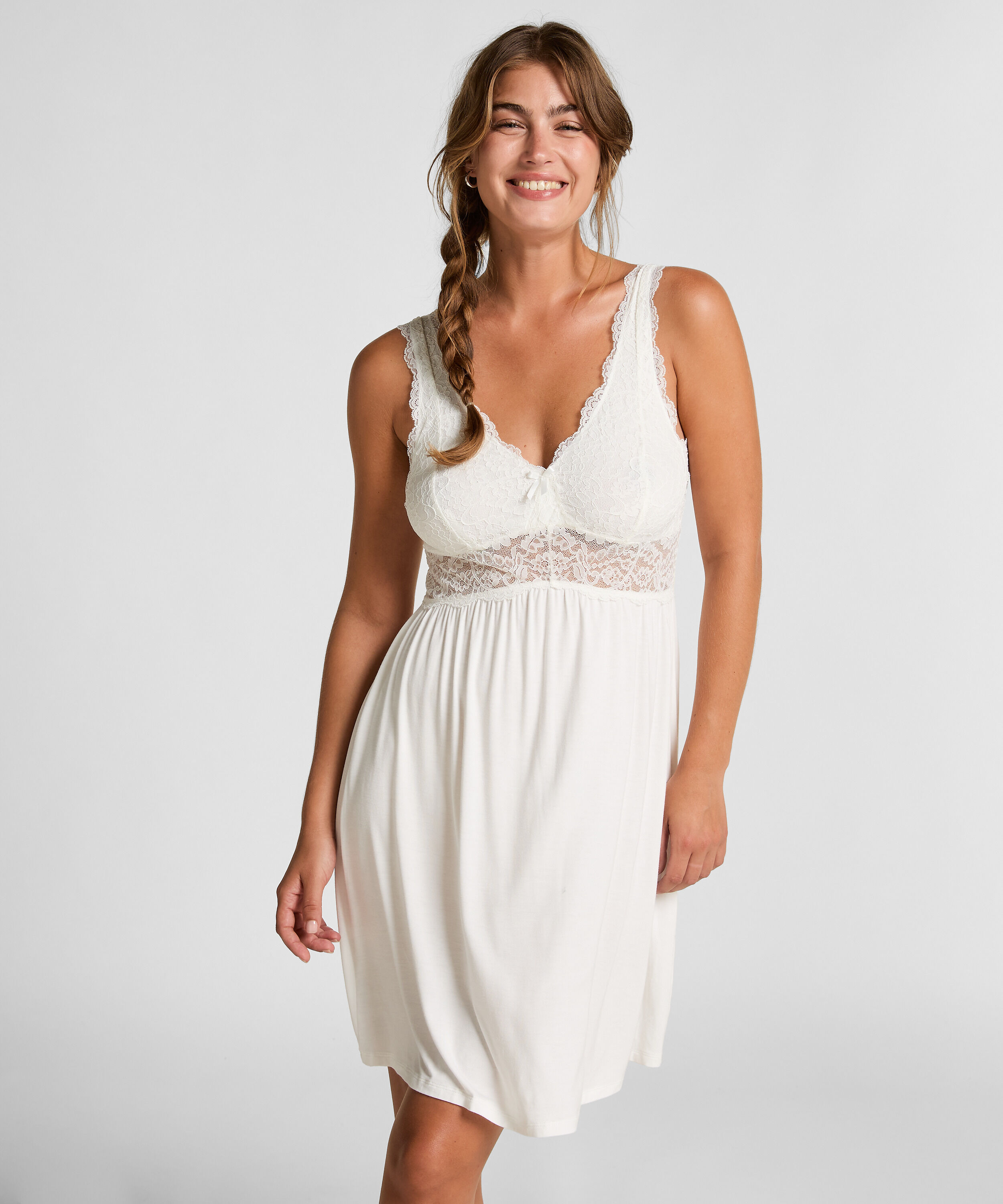 Nattkjole Nora Lace, Hvit