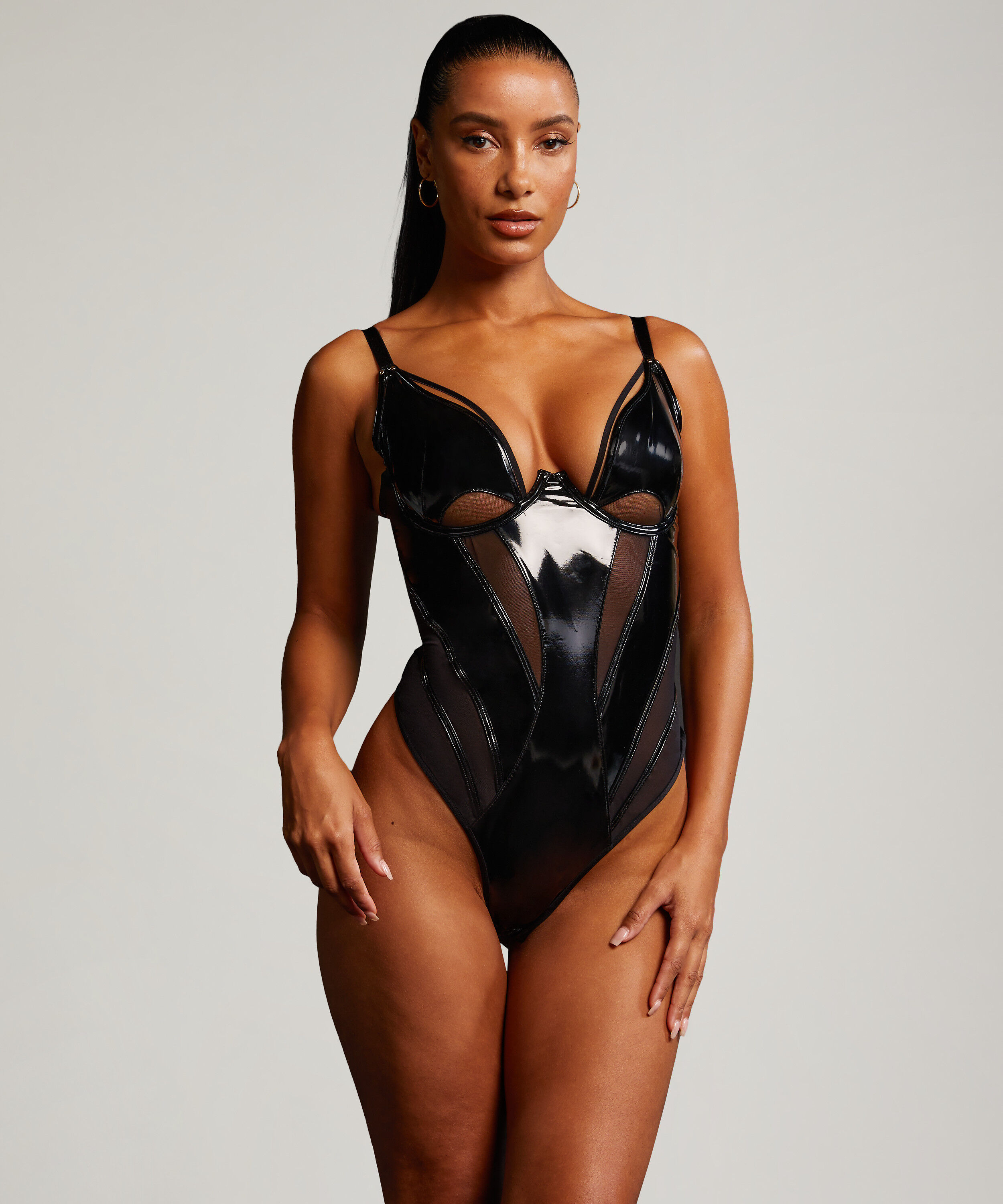 Body Seductress, Svart
