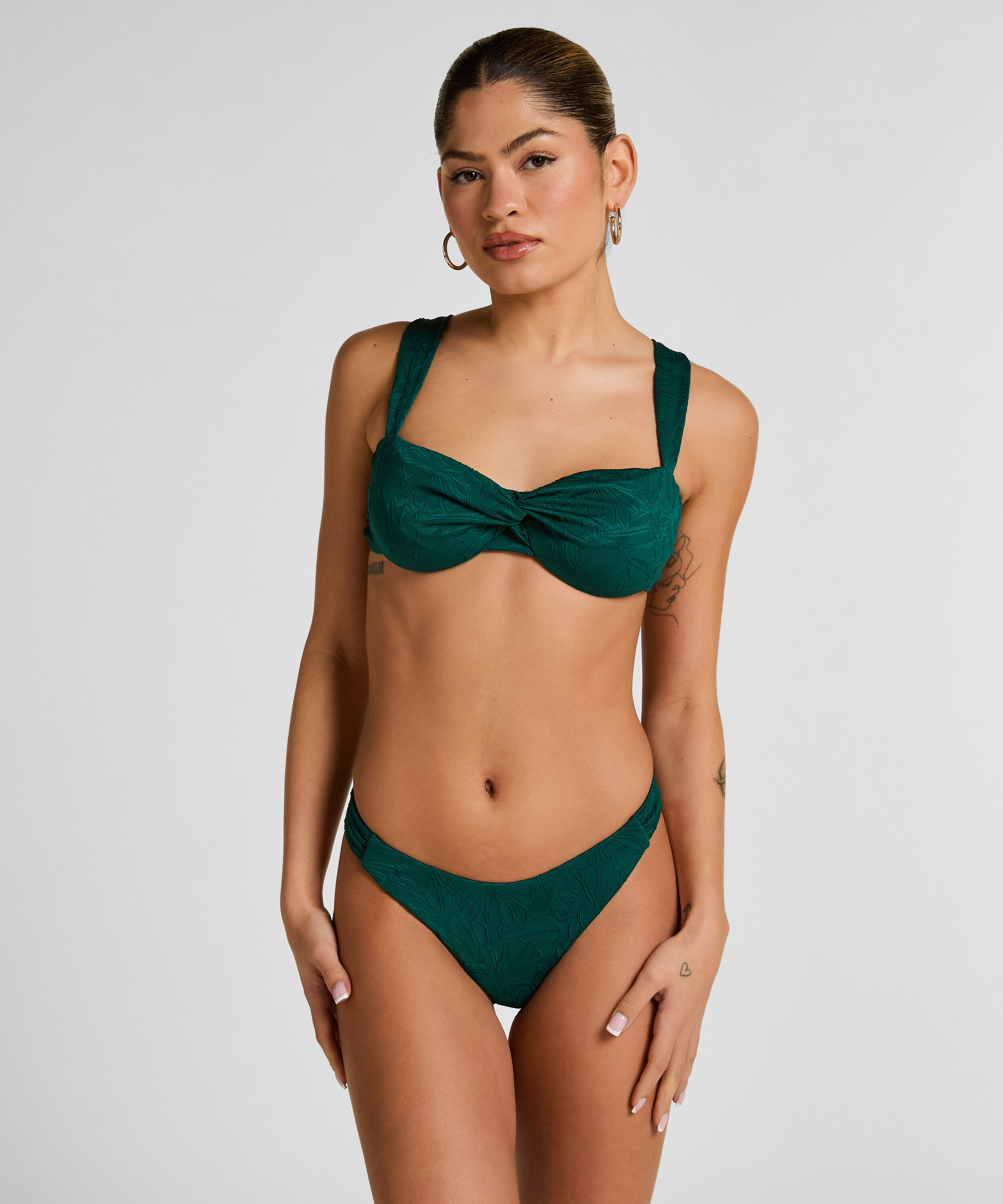 Azua Highleg Bikinibukse, Grønn Azua Highleg Bikinibukse, Grønn