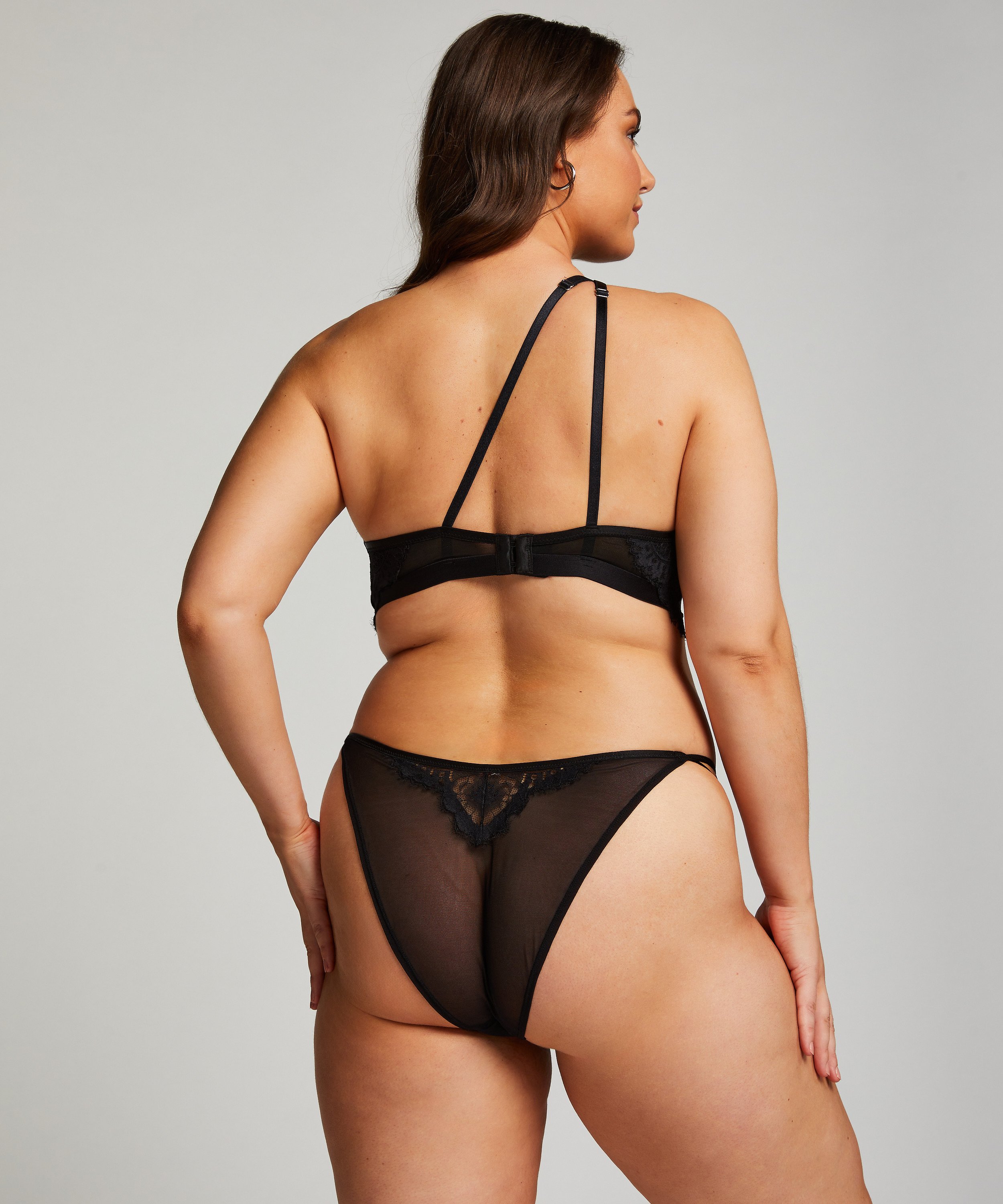 Brazilian Jenni, Svart, main