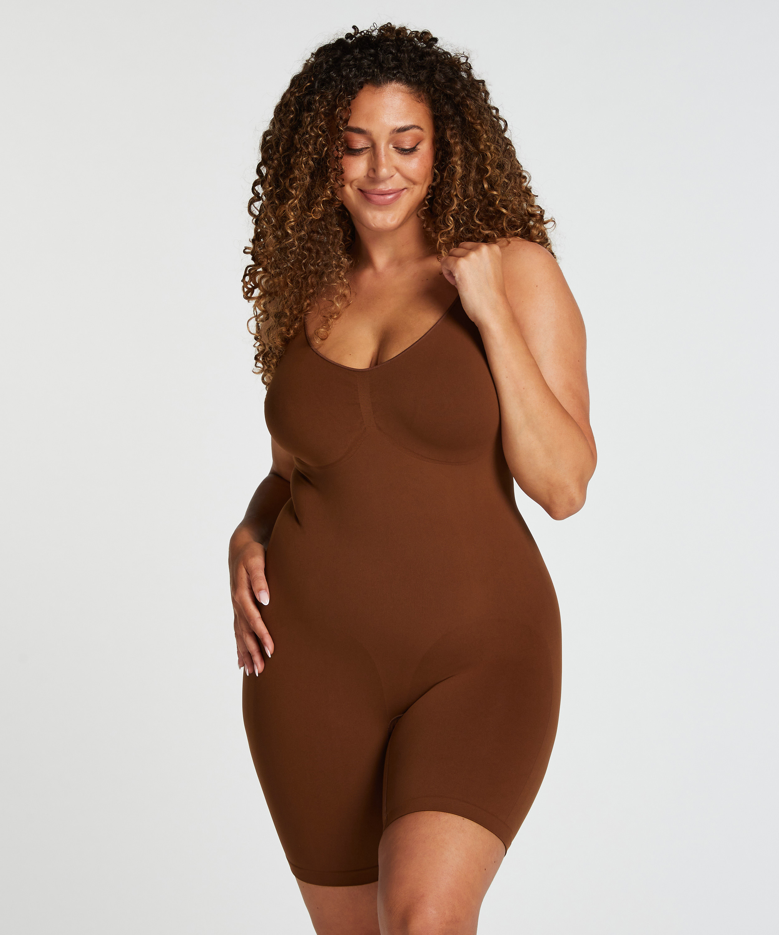 S&oslash;ml&oslash;s forsterkende bodysuit med h&oslash;ye ben, R&oslash;d, main