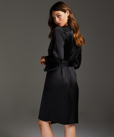 Silkekimono med blonder, Svart