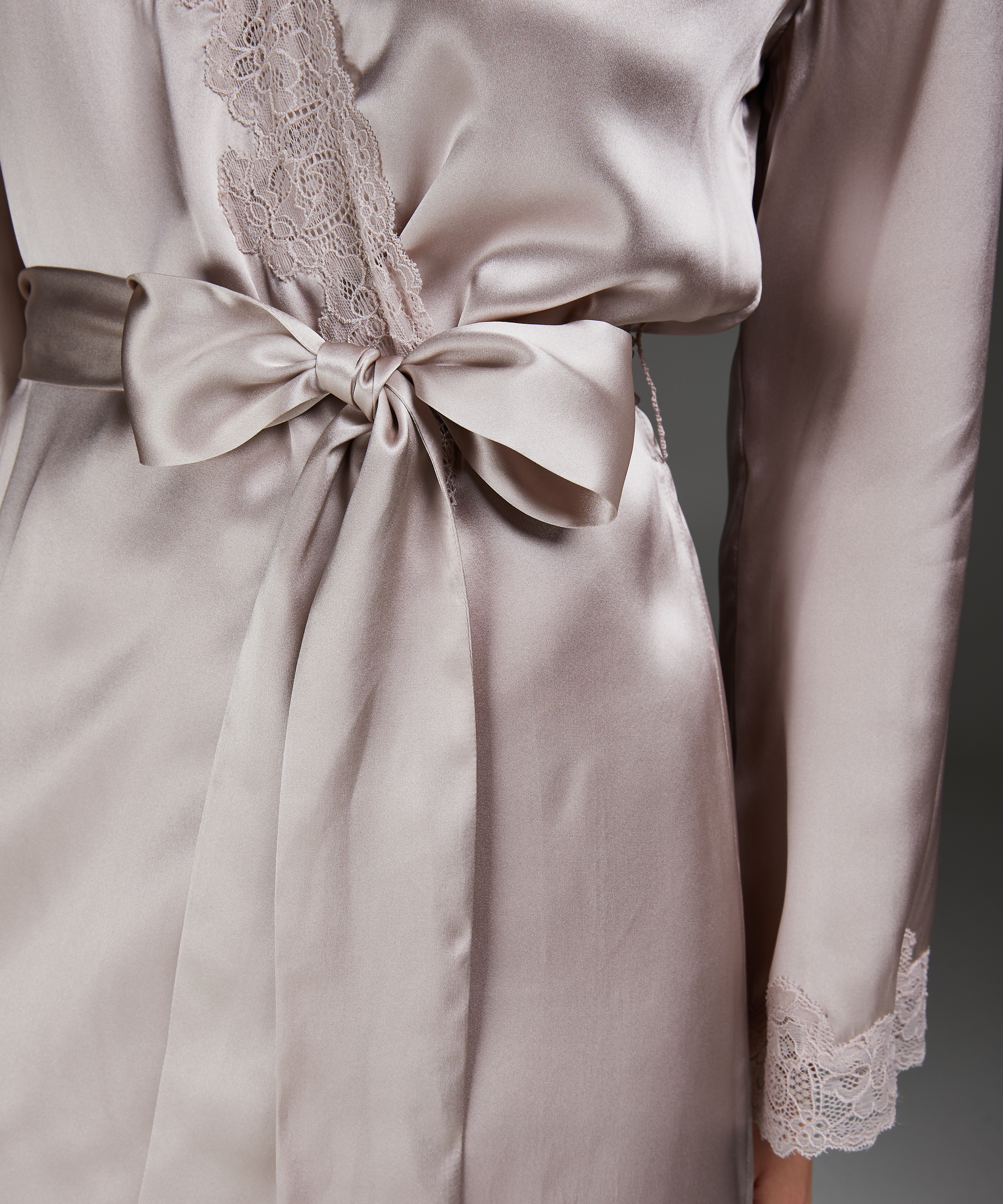 Silkekimono med blonder, Rosa, main