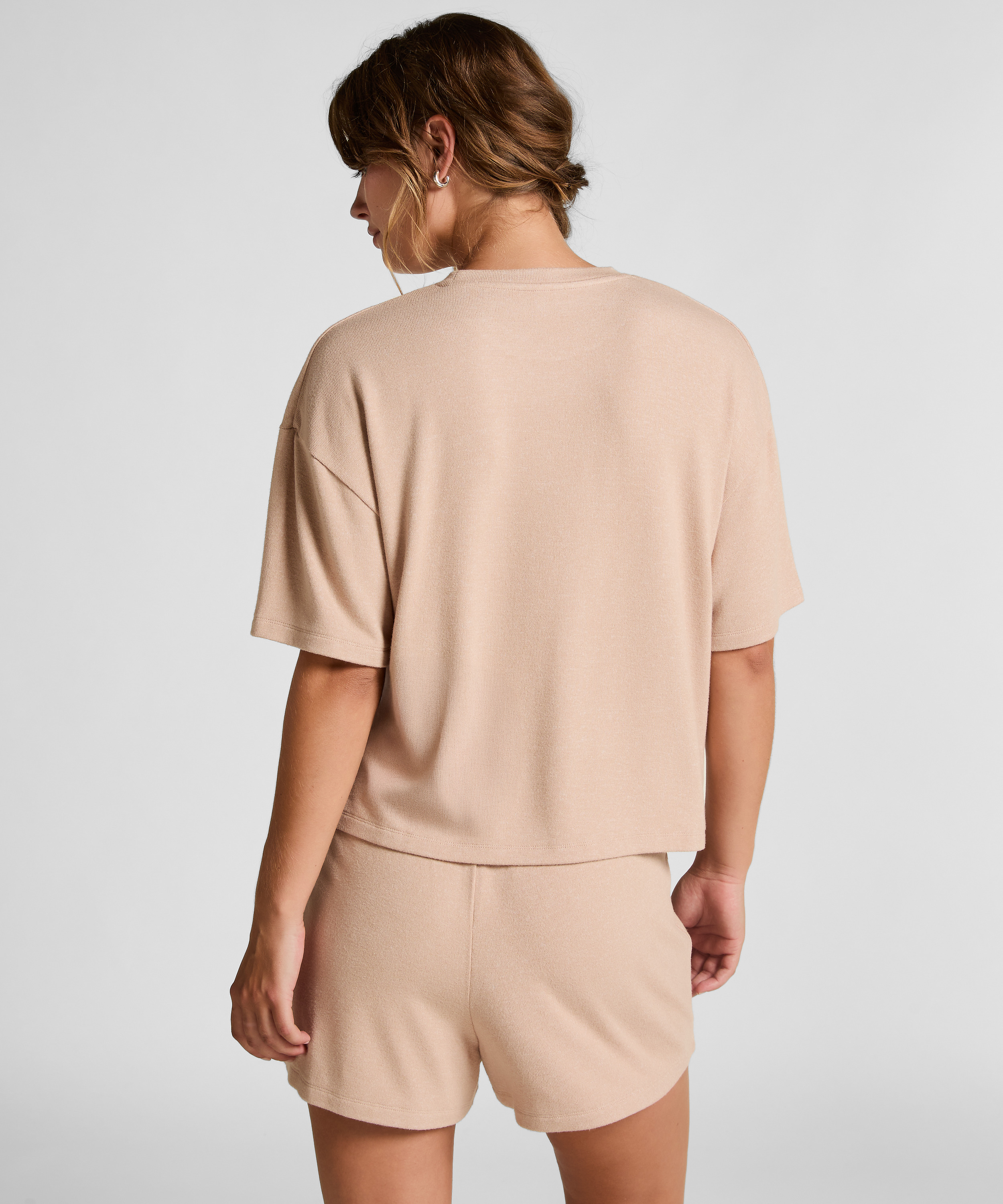 Pysjamastopp i b&oslash;rstet jersey, Beige, main