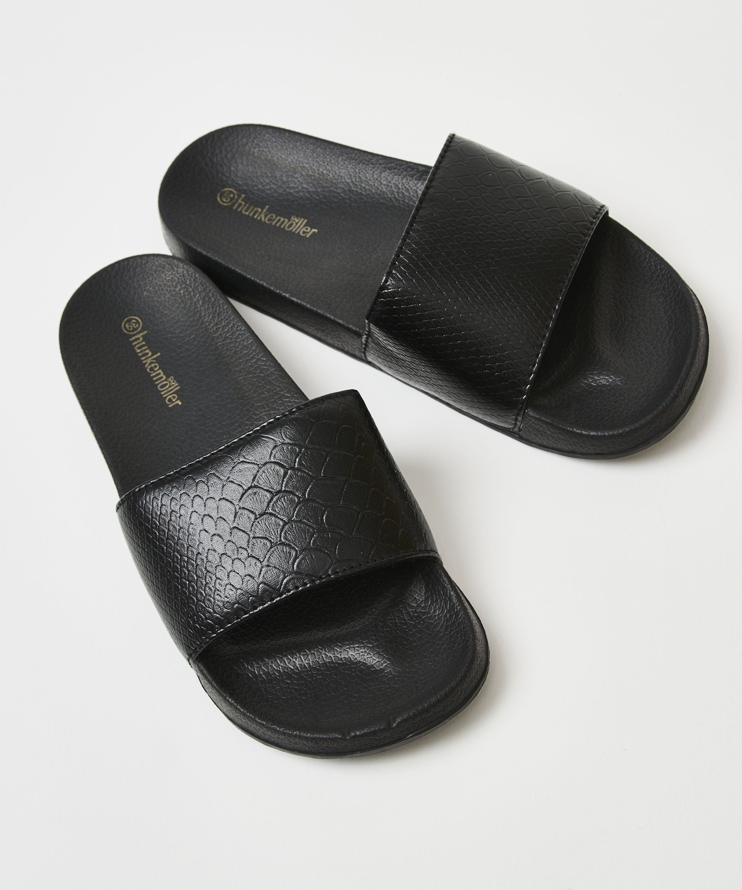 Slippers med slangemønster, Svart, main