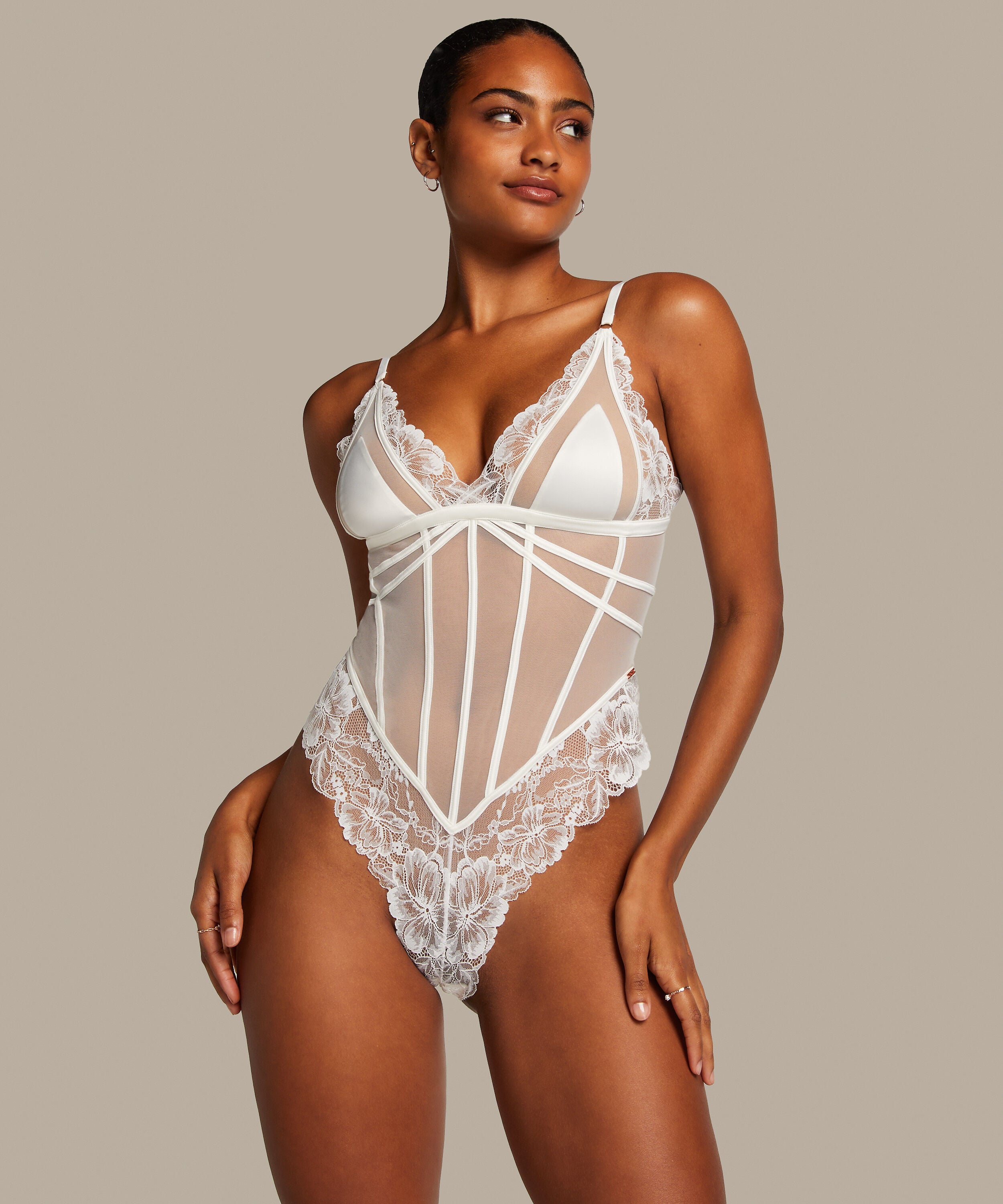 Body Ditte, Hvit