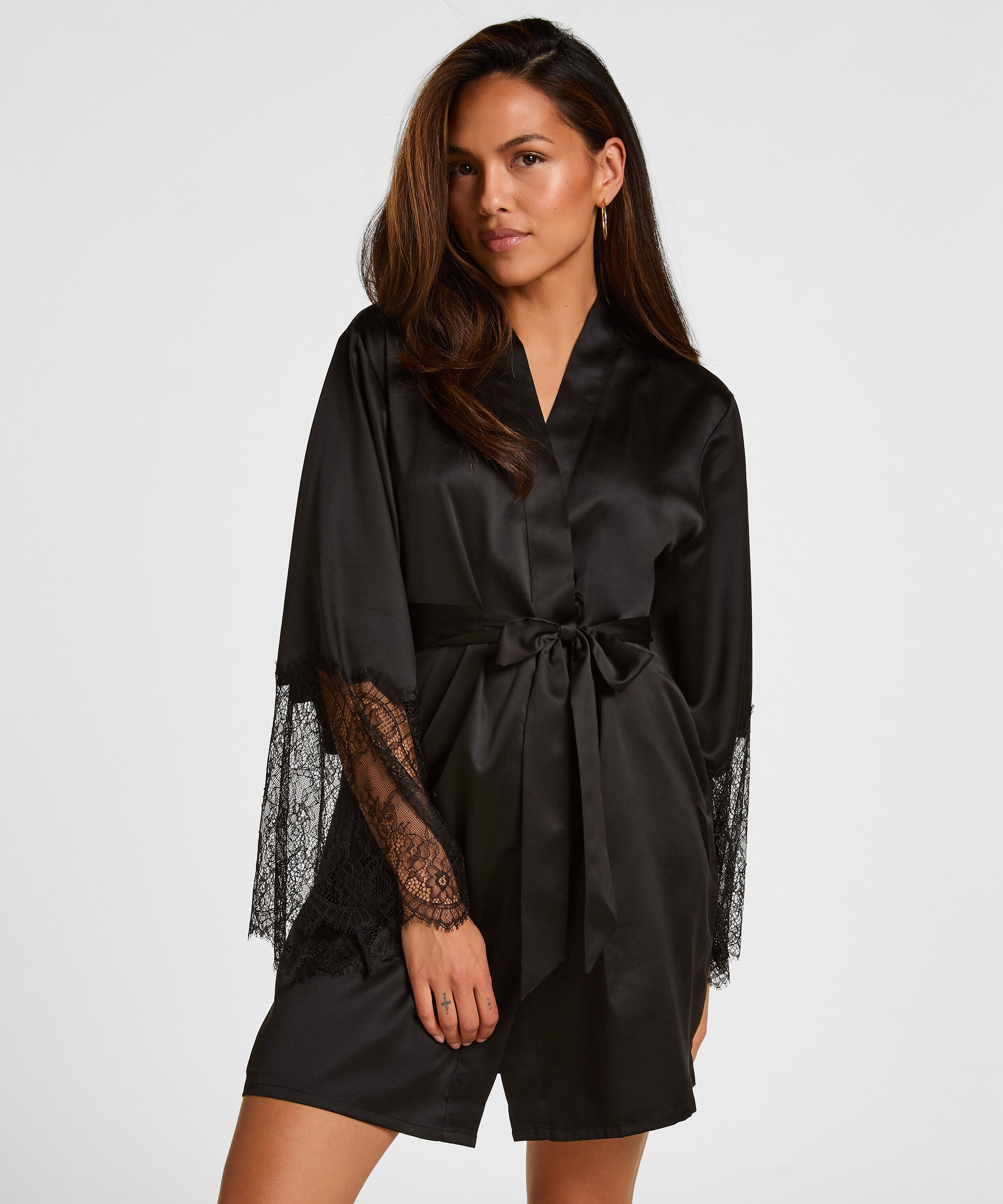 Kimono Satin, Svart