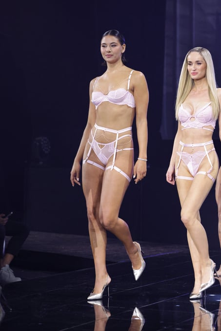 Strømpeholdere Belladonna, Rosa