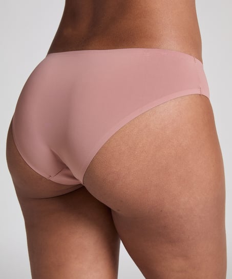 Invisible Brazilian, Brun