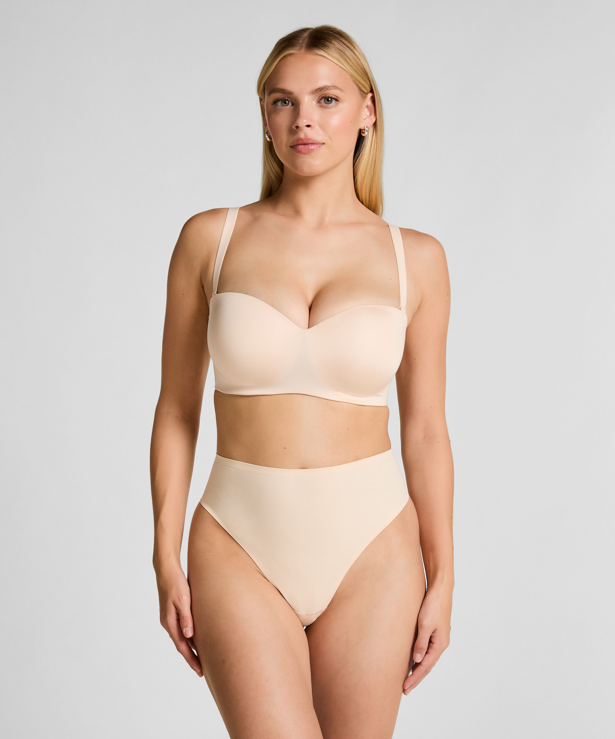 High Waisted Highleg Thong Smooth