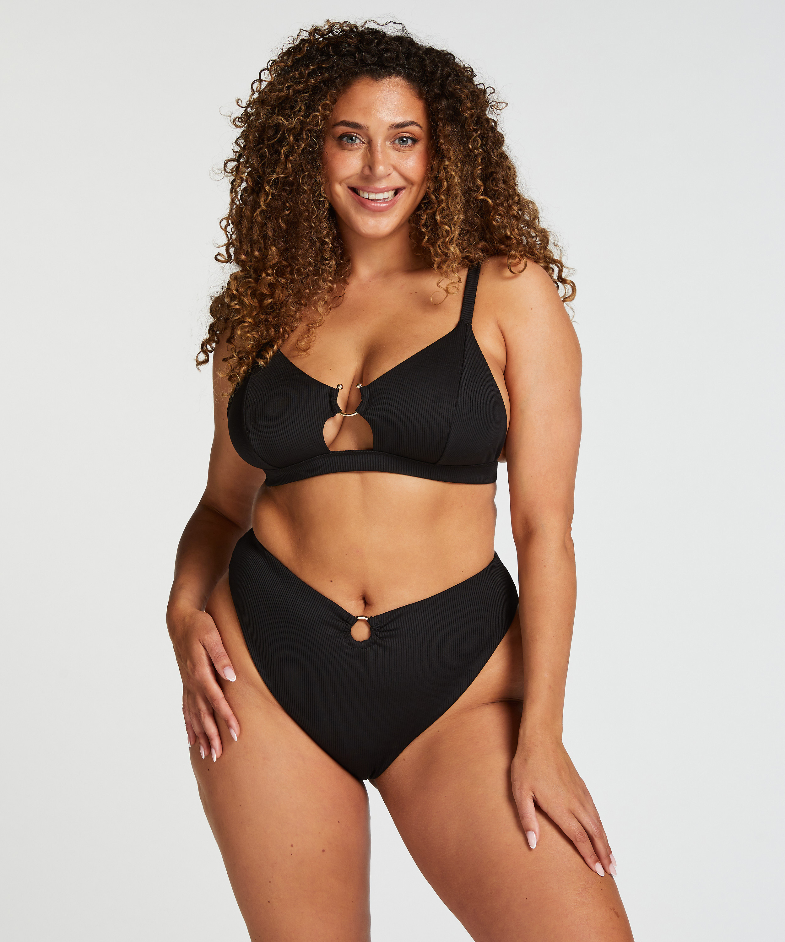 Bikinitruse Eleyna, Svart, main