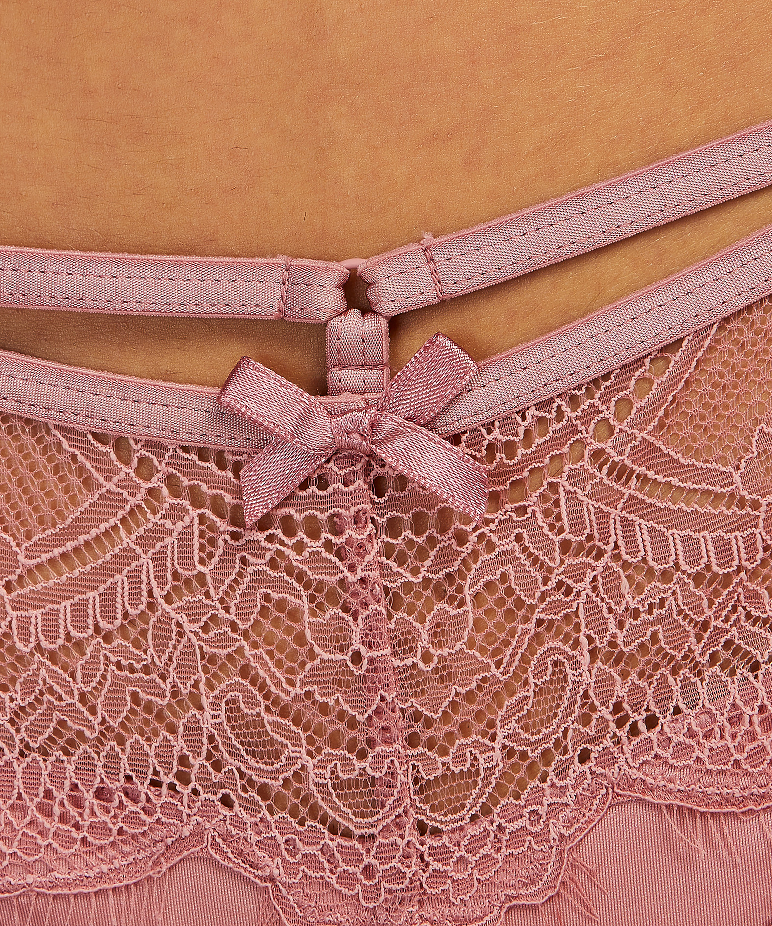 Nathalie boxerstring, Rosa, main