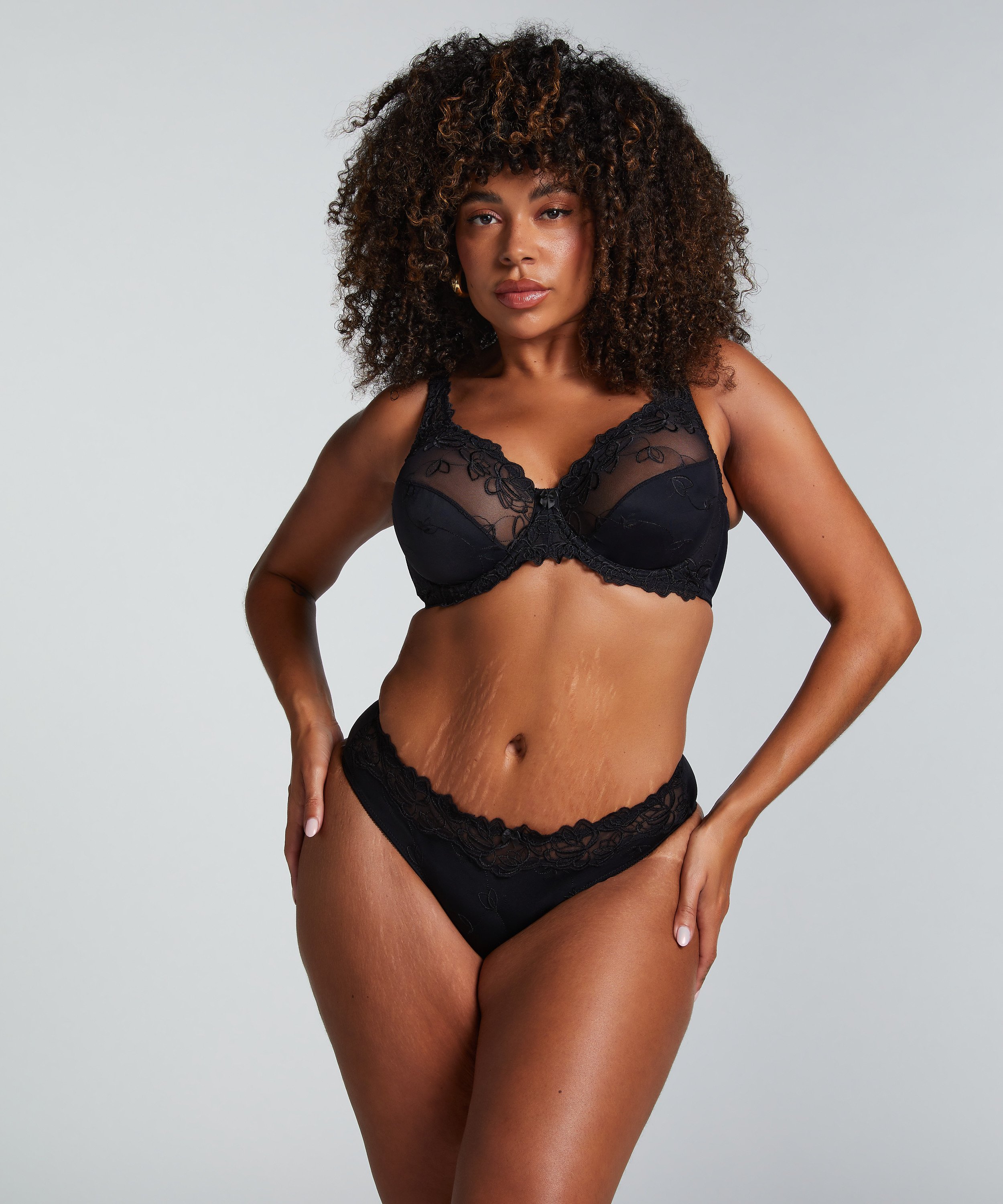 ﻿Hipster-string Diva, Svart, main