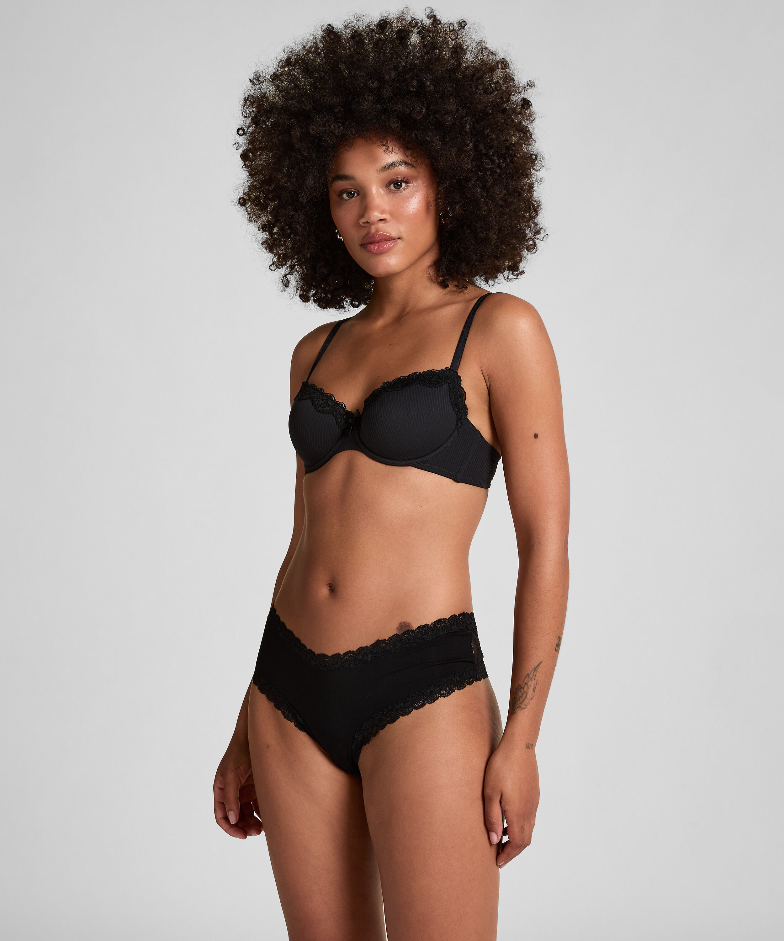 2-pakning med polstret spile-BH Lola