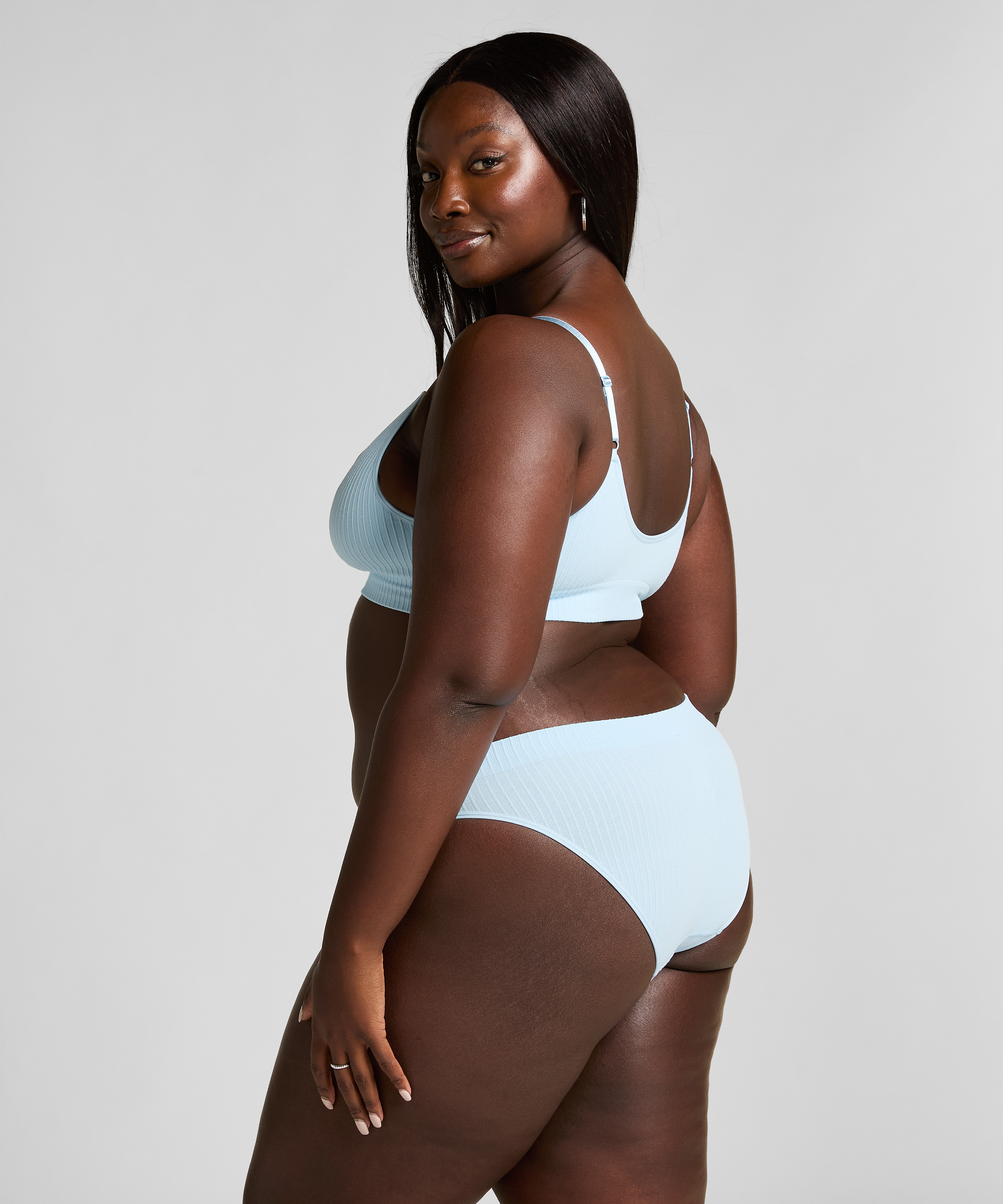 Brasiliansk truse Dianne, Bl&aring;, main