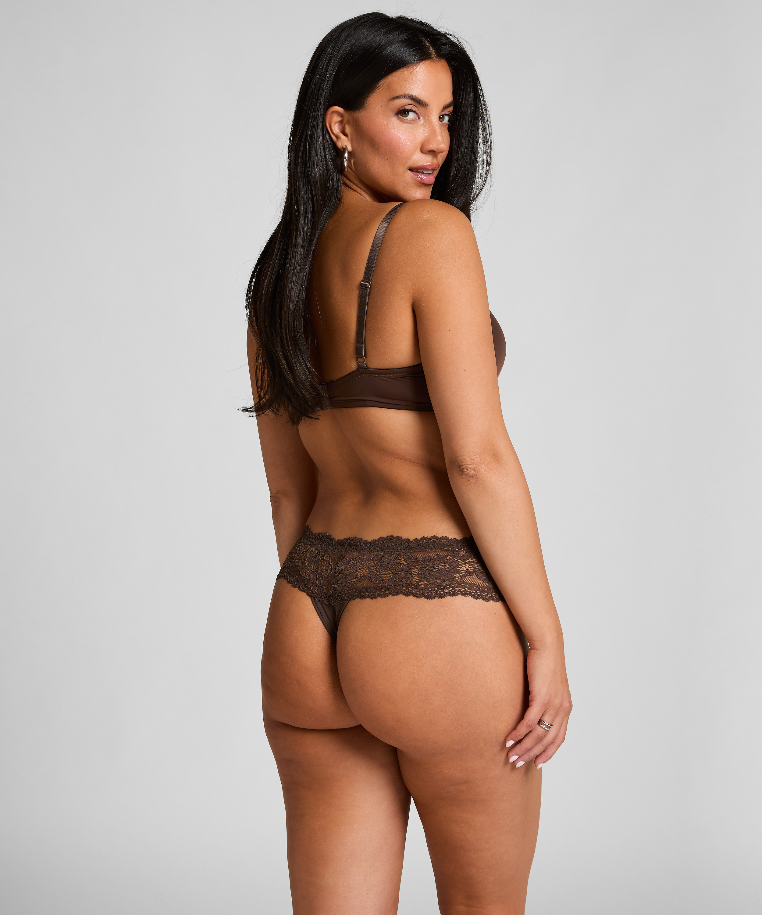 Boxerstring Florence, Brun, main