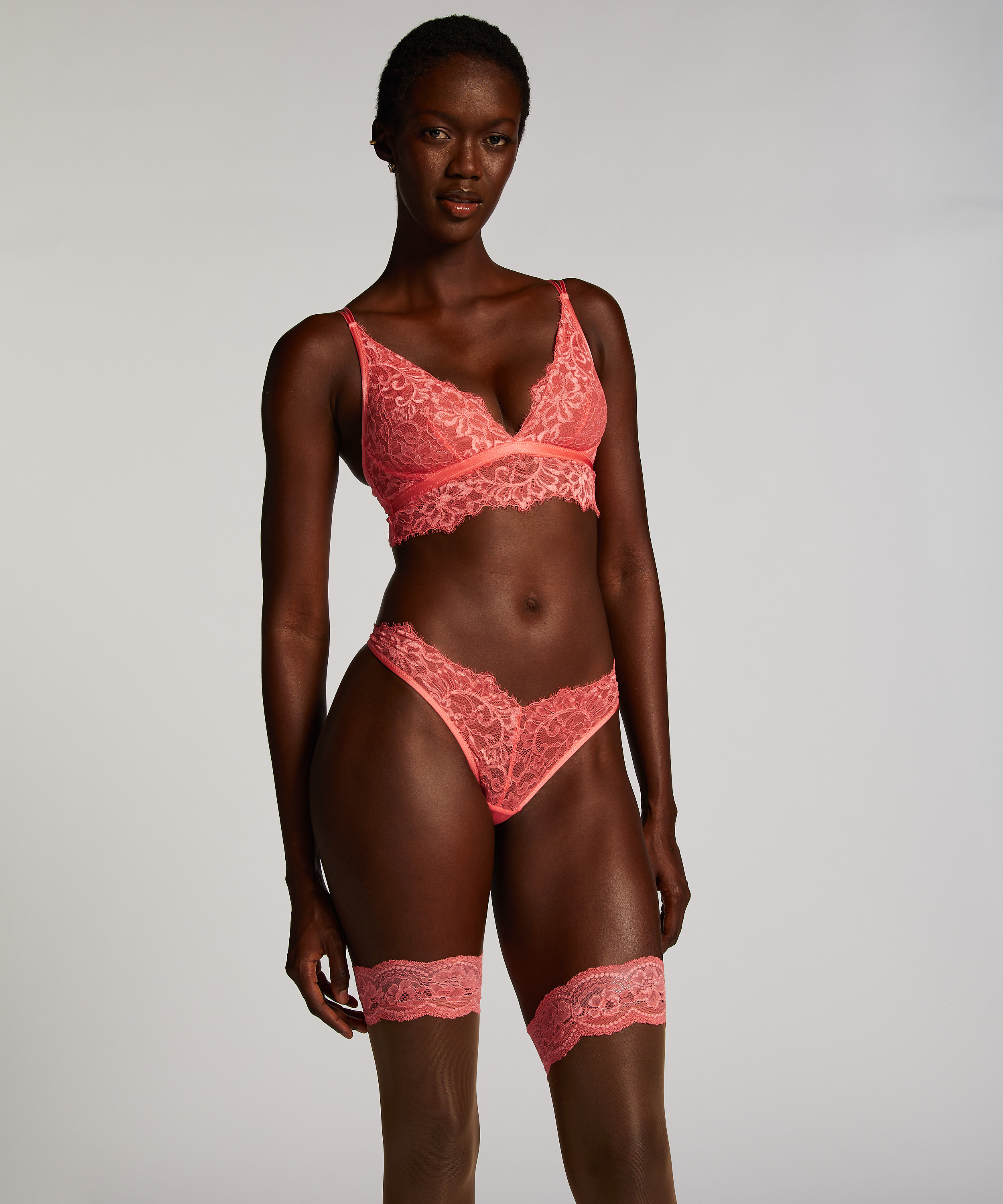 G-streng Isabella, Rosa, main