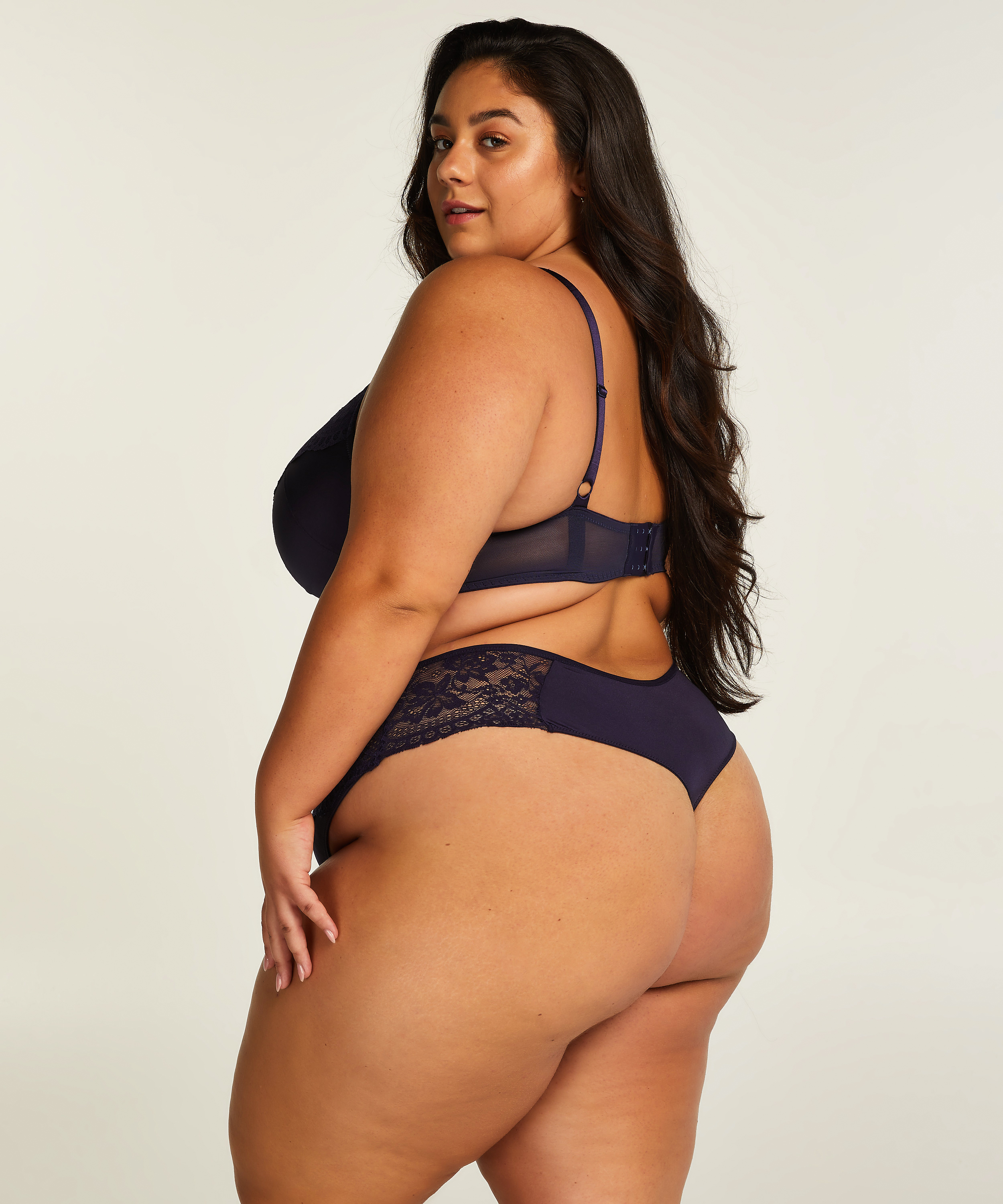 Georgia foret BH med b&oslash;yle, Bl&aring;, main