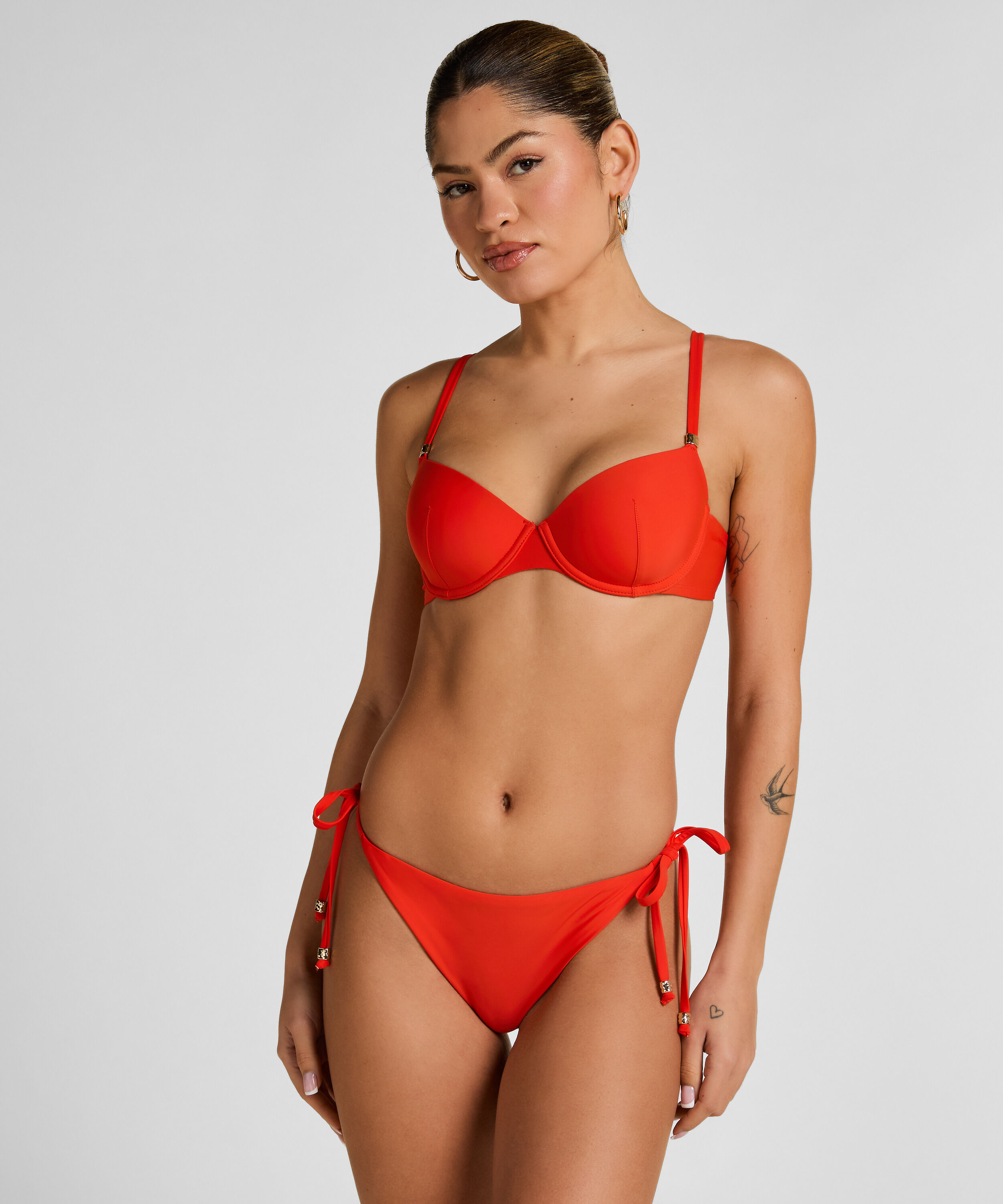 Luxe bikinibukse, Rød