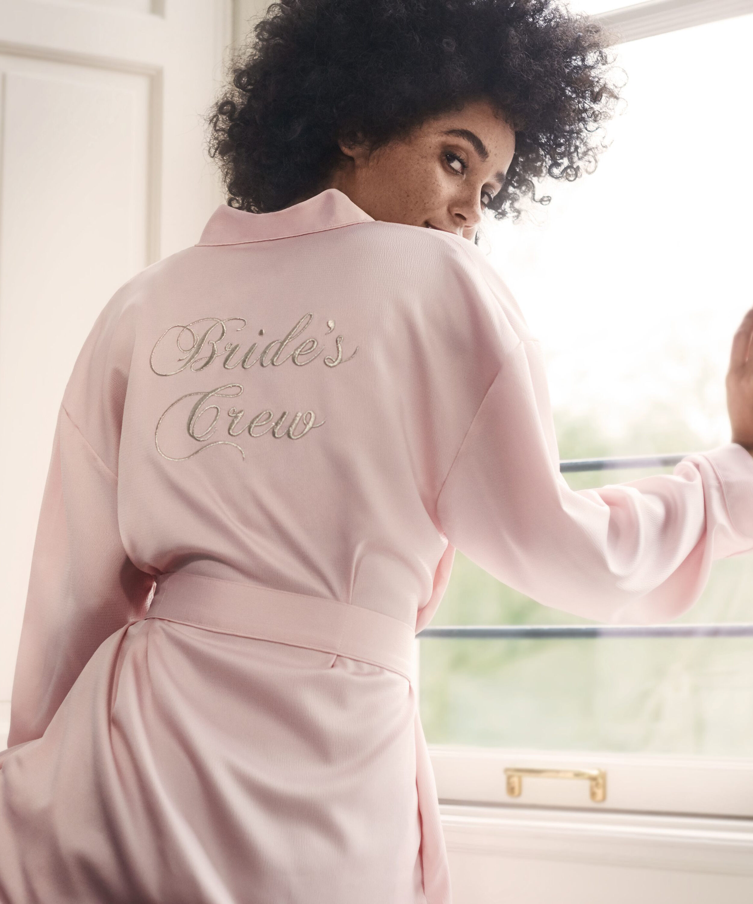 Brides Crew satengkimono, Rosa