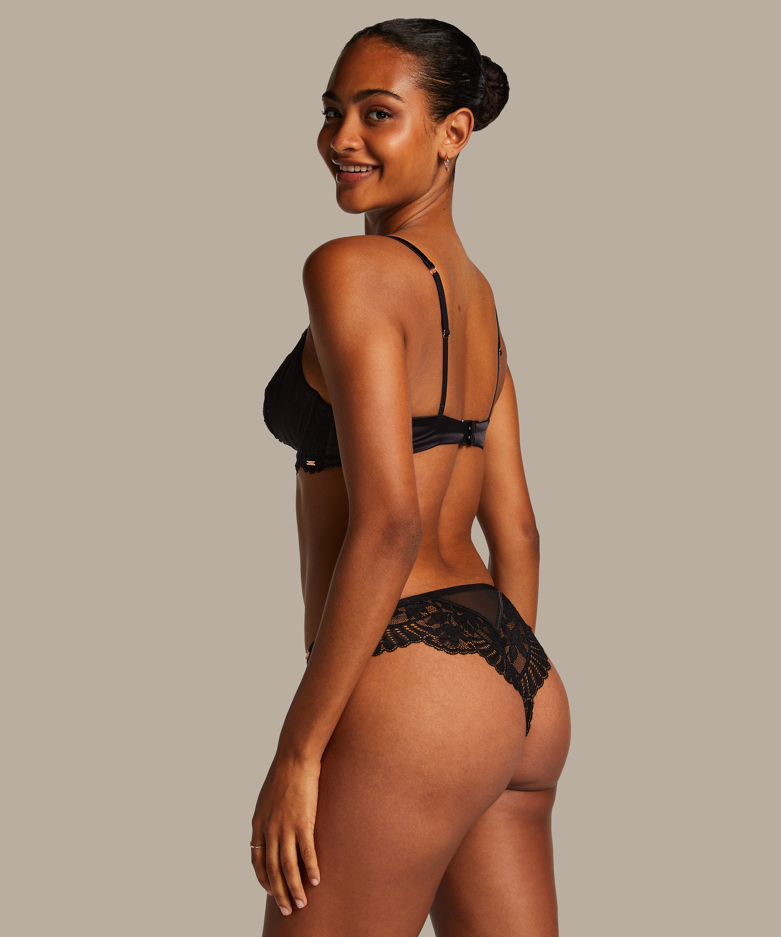 Upolstret BH med bøyle Almendra, Svart, main