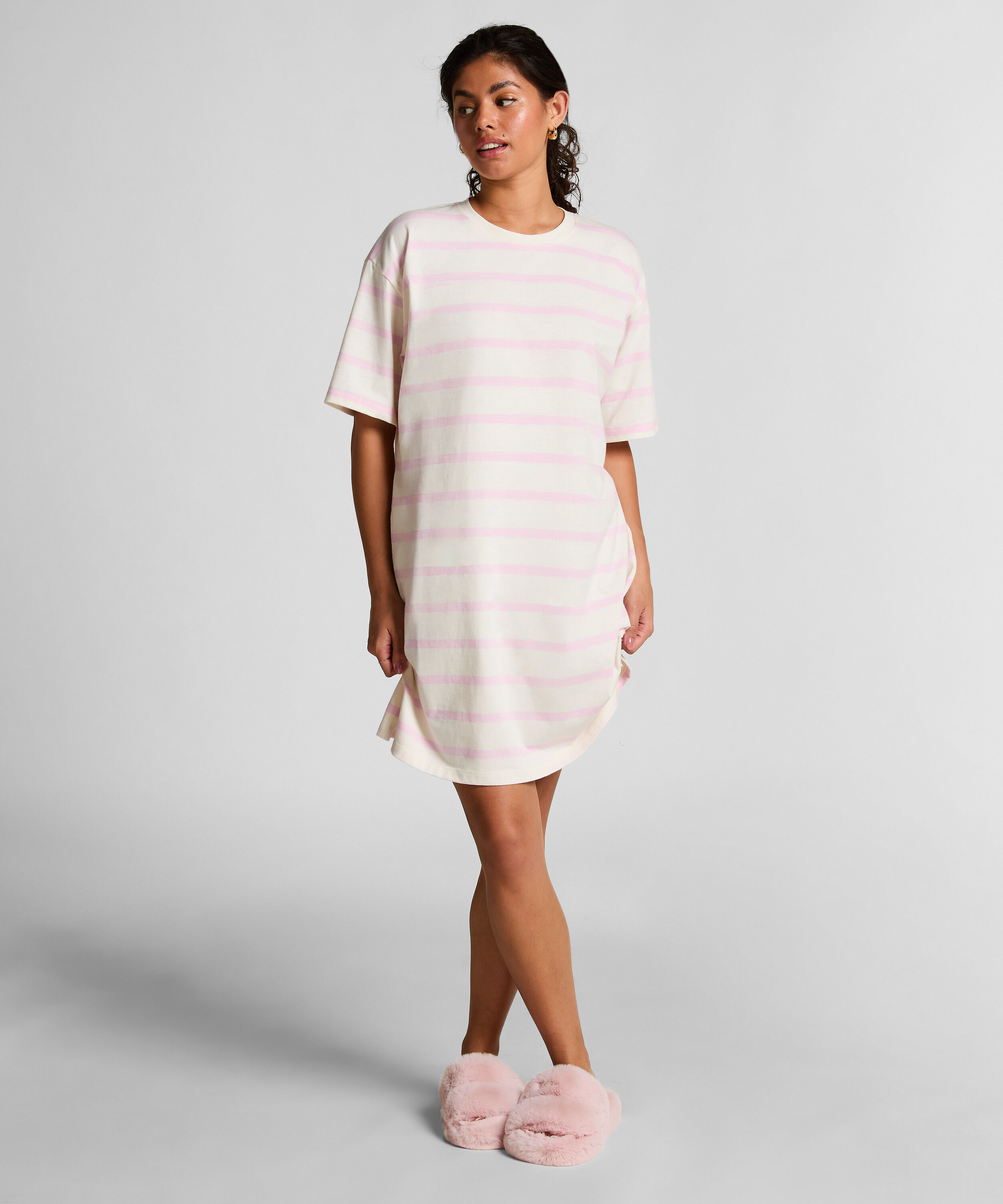 Nattskjorte, Rosa