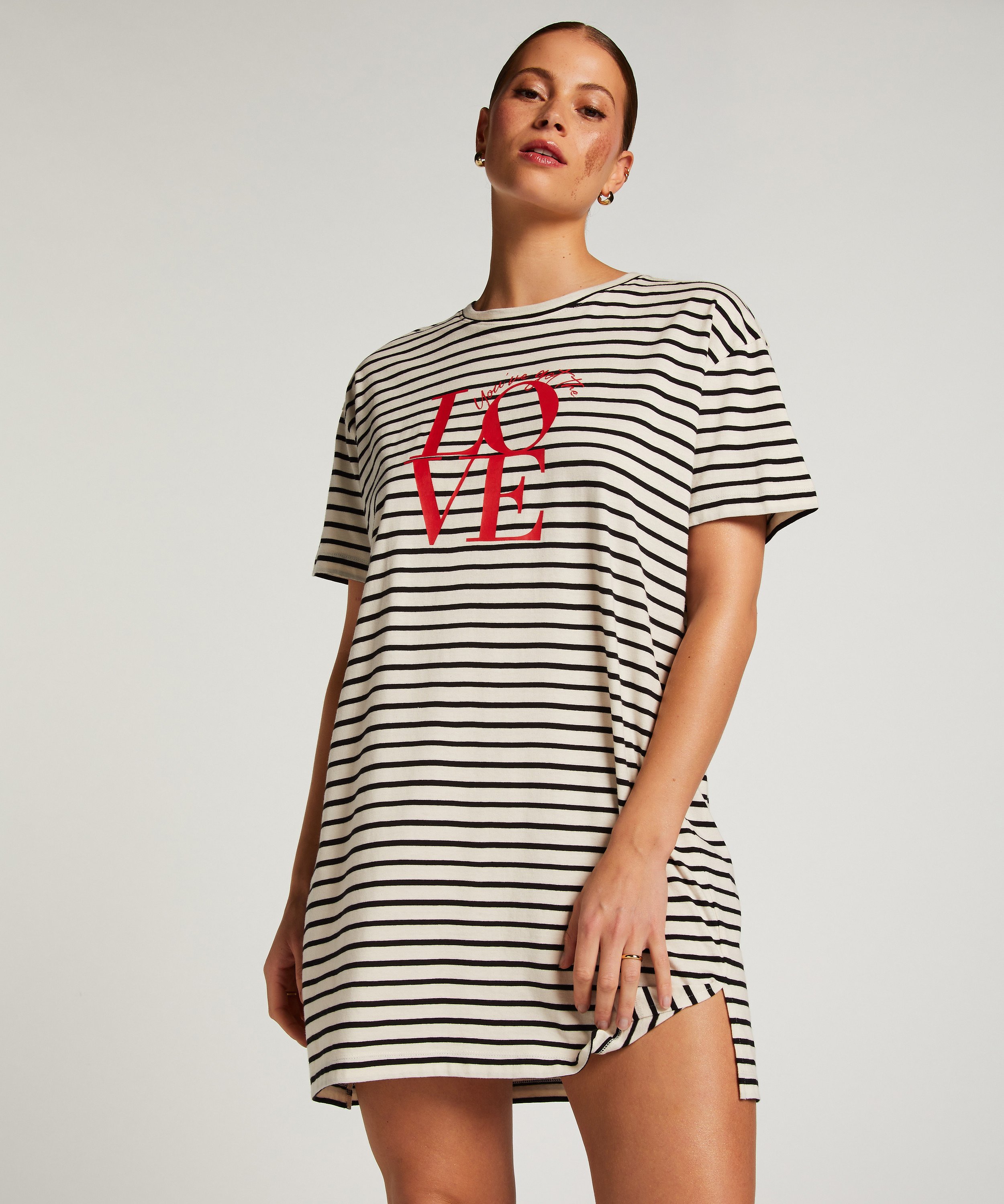 Nattskjorte med rund hals, Svart, main