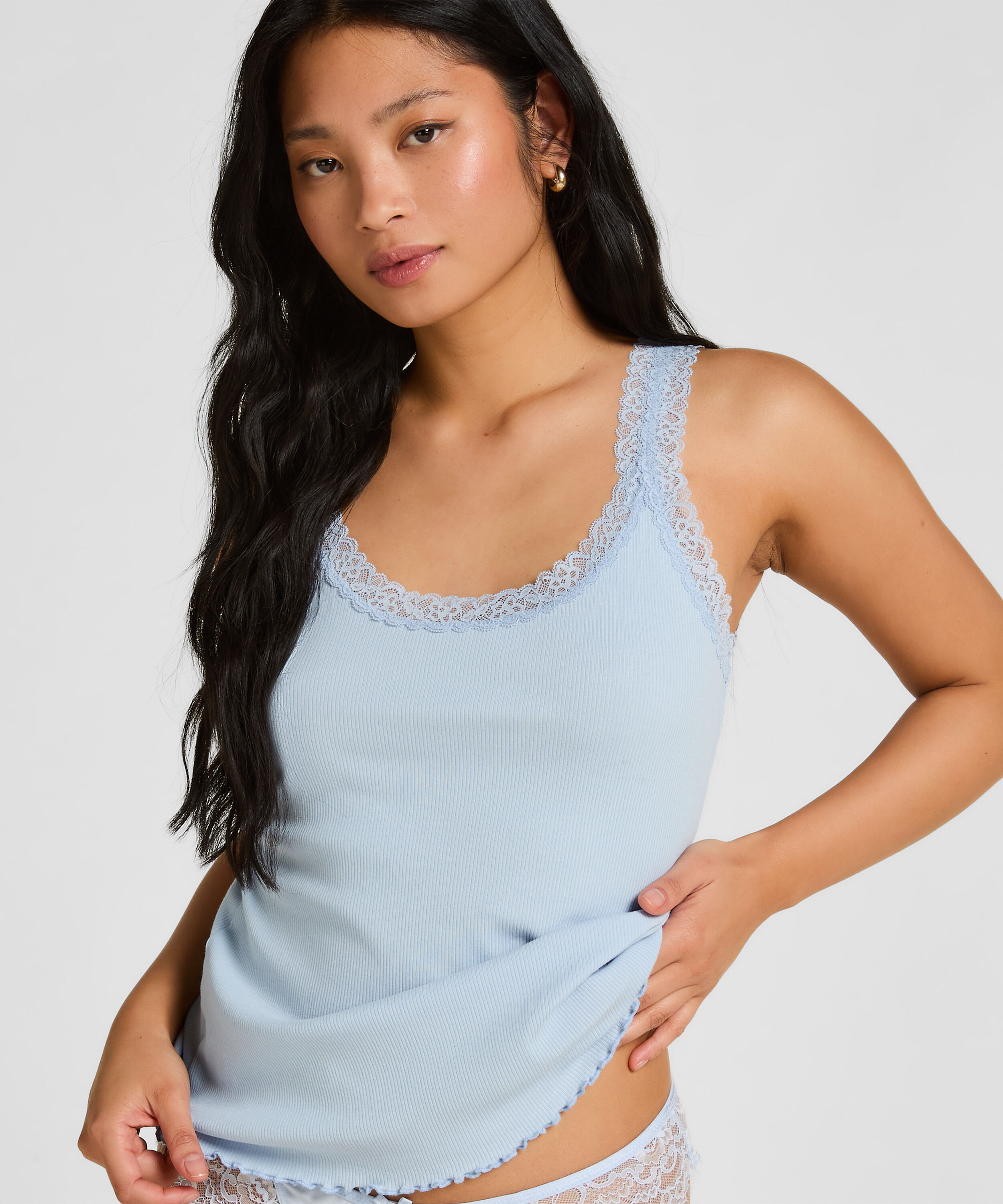 Singlet i Ribbet Jersey med Blonder, Blå
